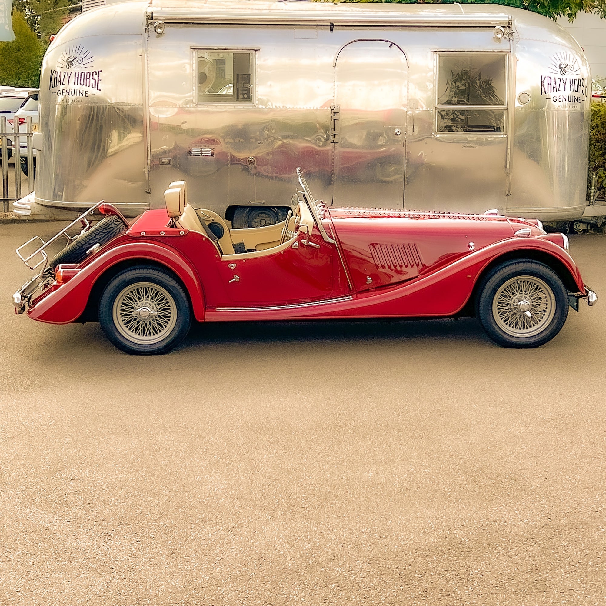 Morgan Plus 4 2.0 16v - Classic Morgan Anniversary Red