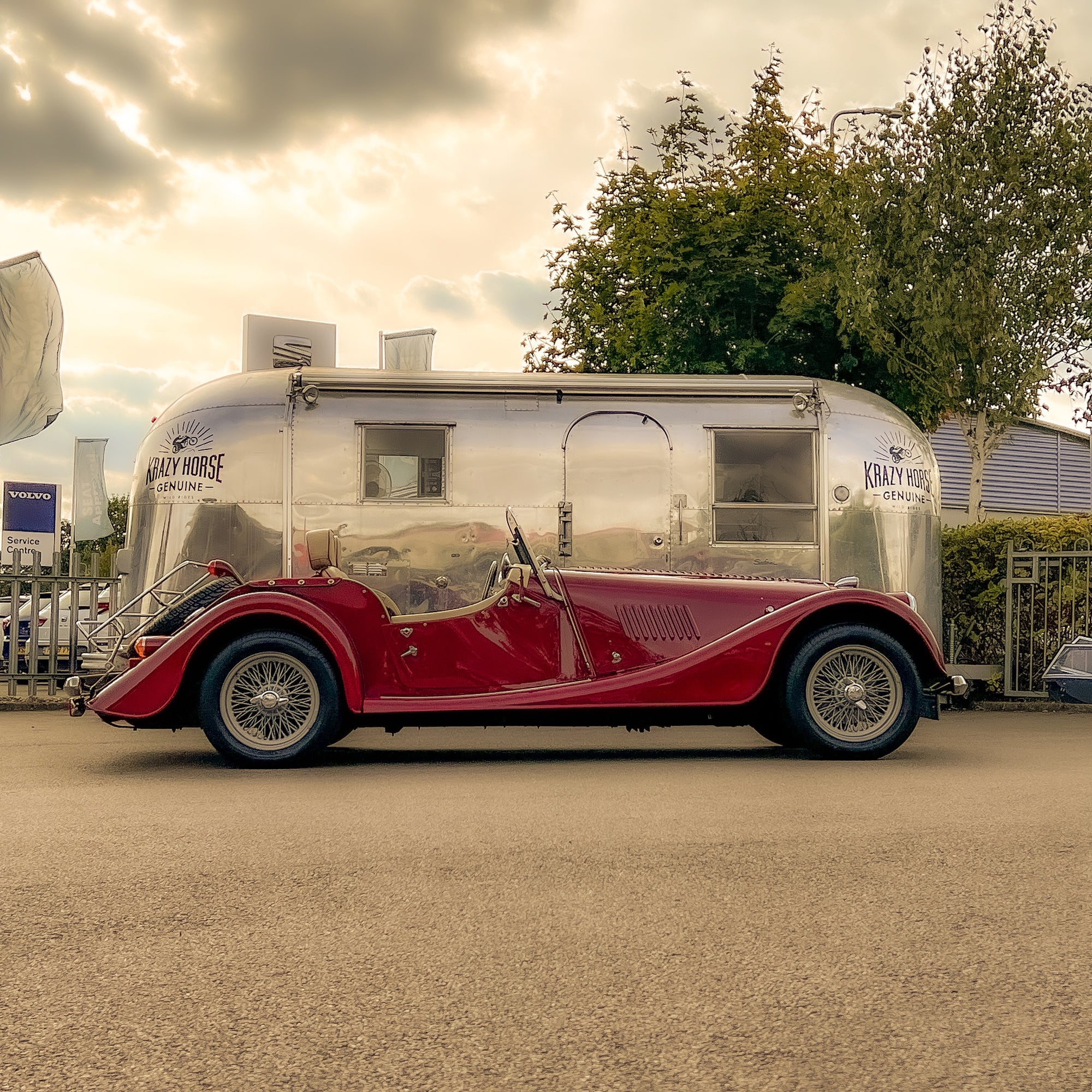 Morgan Plus 4 2.0 16v - Classic Morgan Anniversary Red