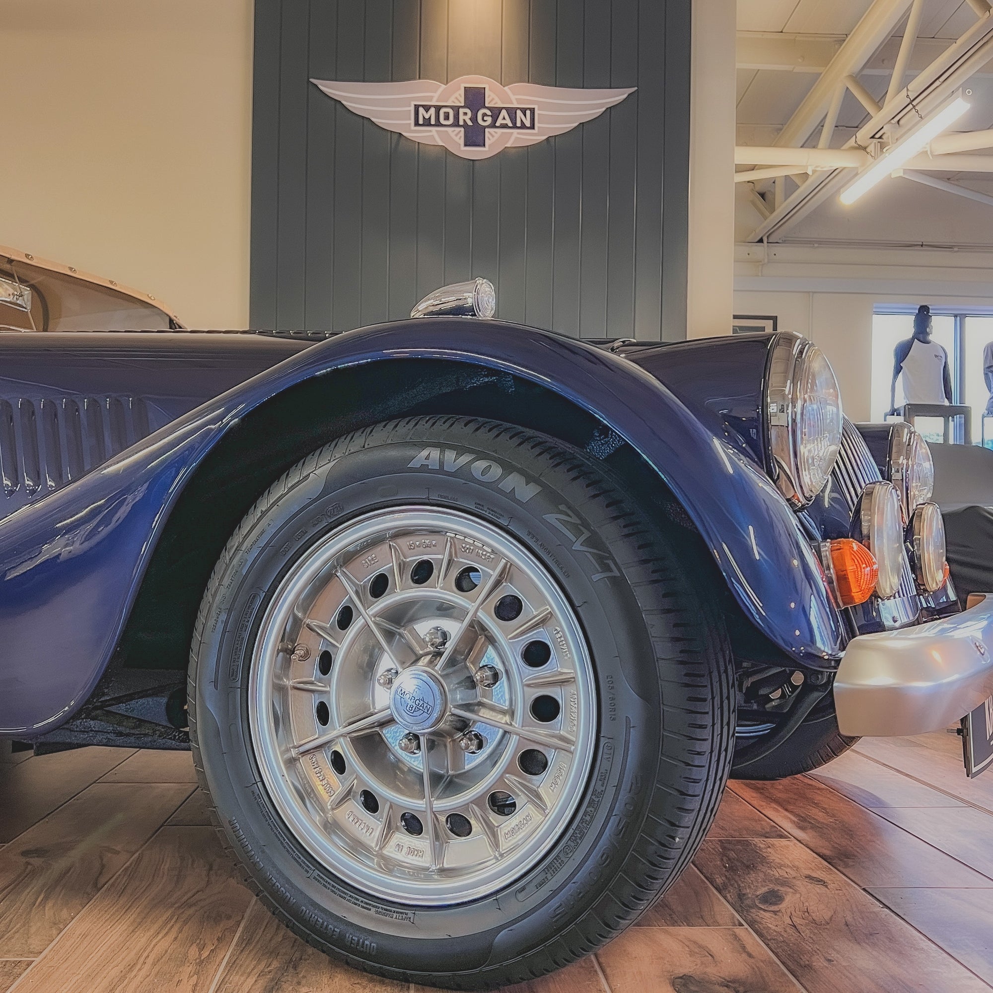 Morgan Plus 8 3.9 V8 - Iris Blue Metallic