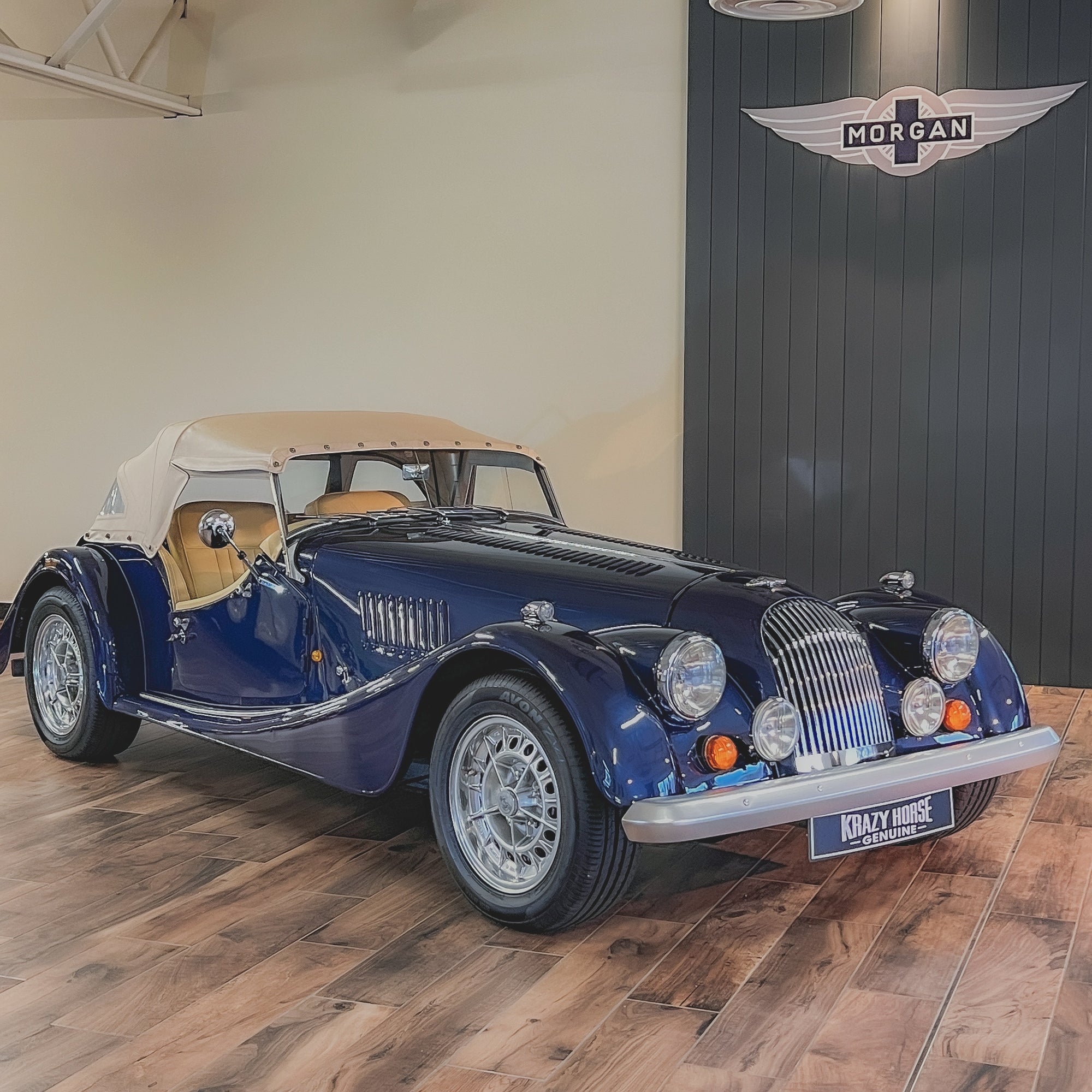 Morgan Plus 8 3.9 V8 - Iris Blue Metallic