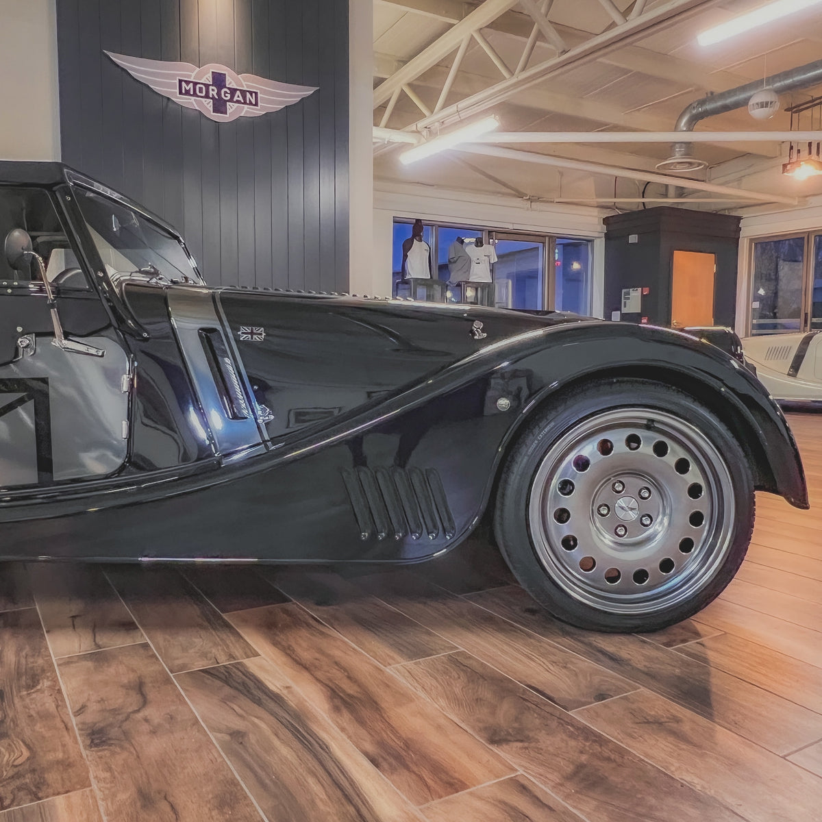 SOLD - Morgan Plus Six Shadow - Mythos Black Pearlescent - Krazy Horse