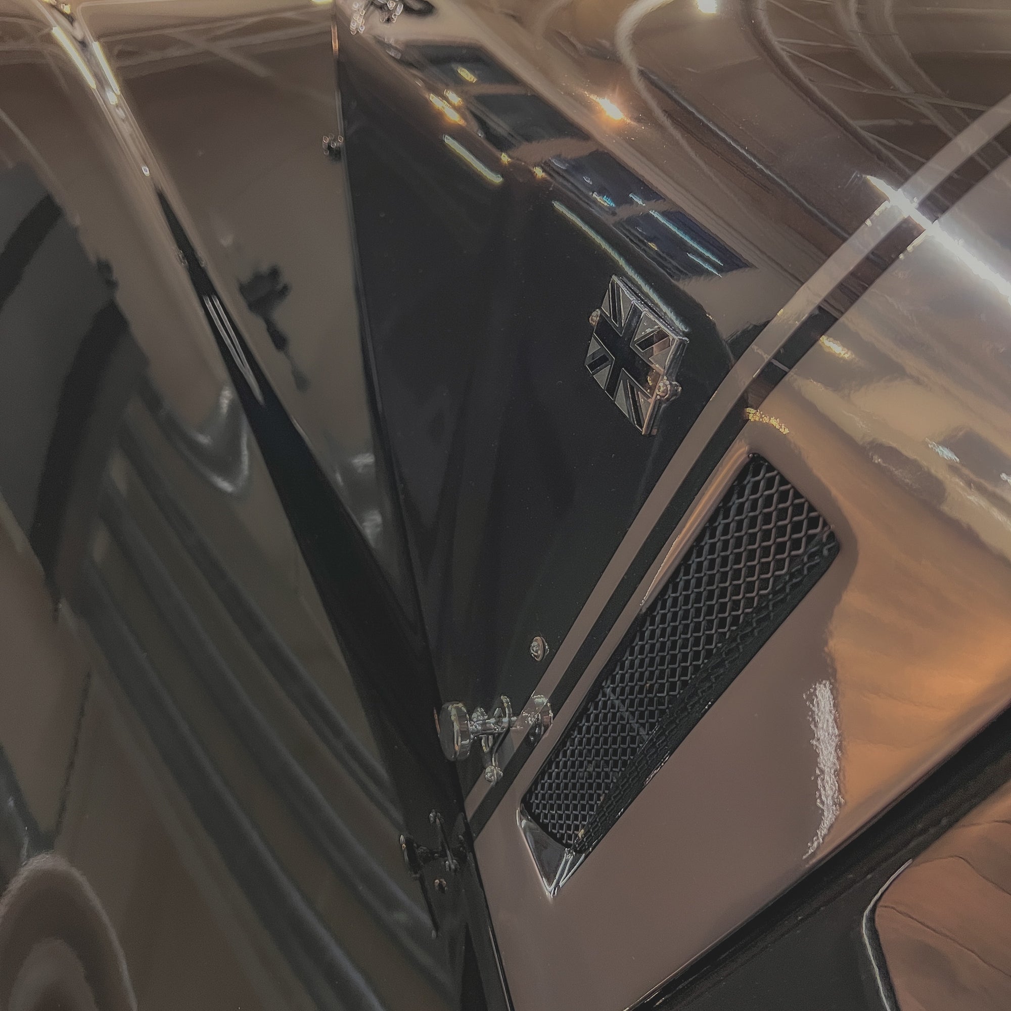 SOLD - Morgan Plus Six Shadow - Mythos Black Pearlescent