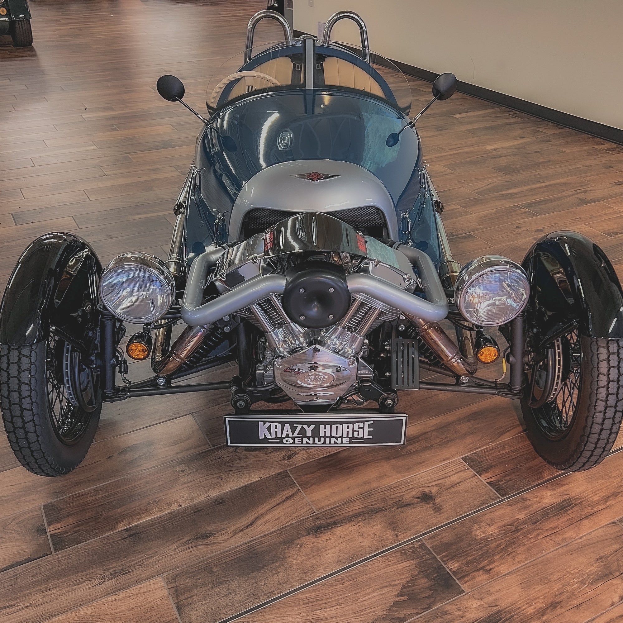 EU4 Morgan 3 Wheeler - Squadron Blue