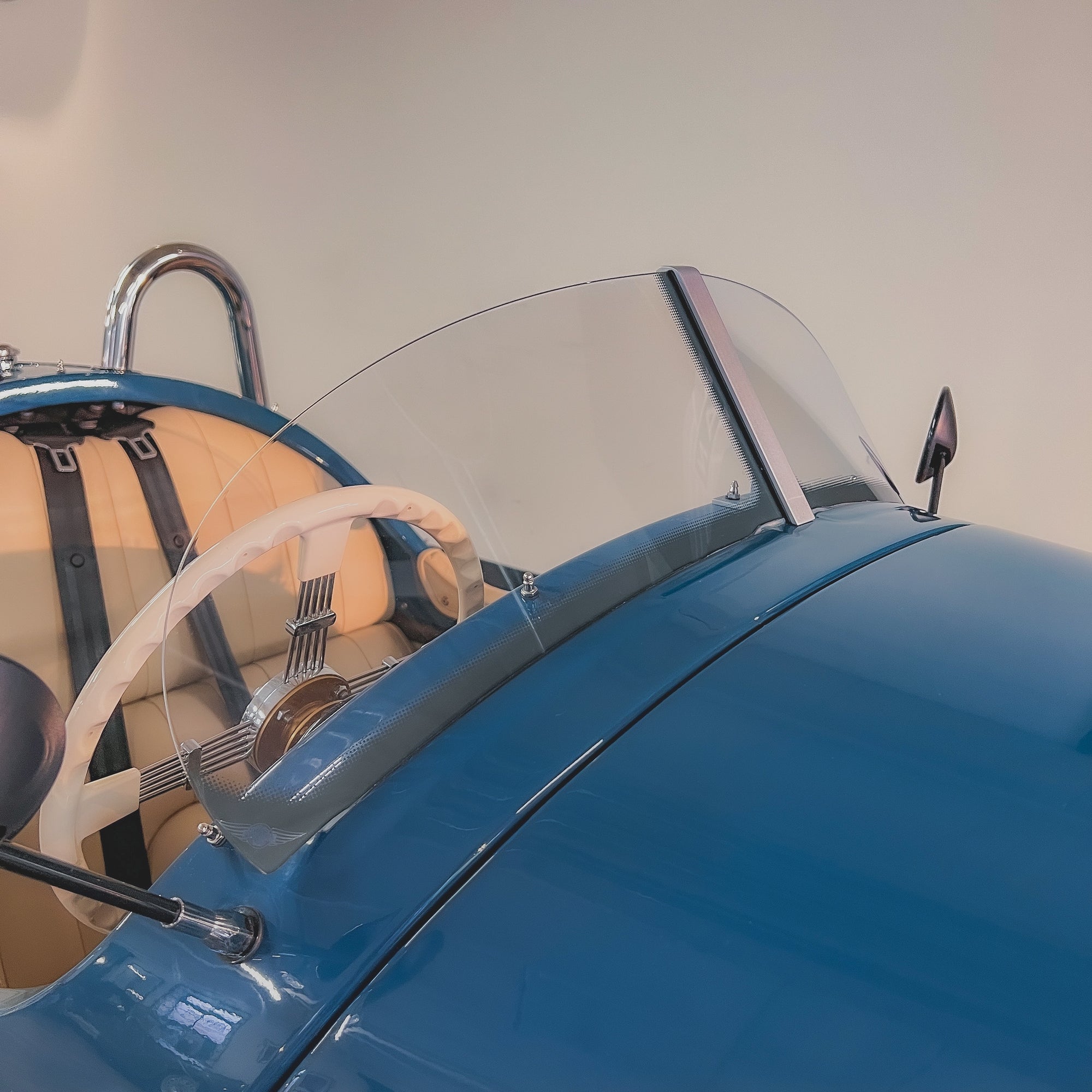 EU4 Morgan 3 Wheeler - Squadron Blue