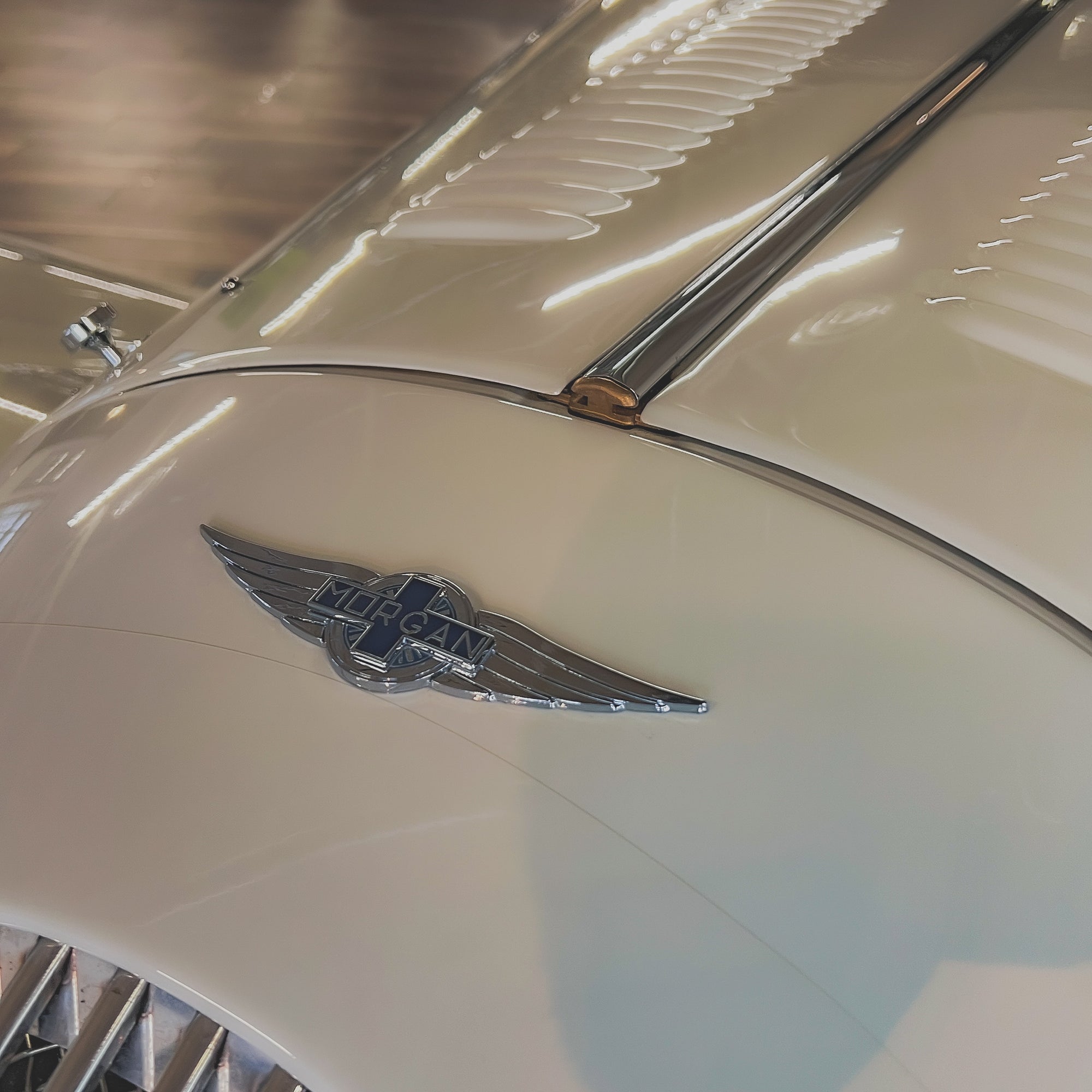 Morgan Plus Four - Morgan Heron Grey