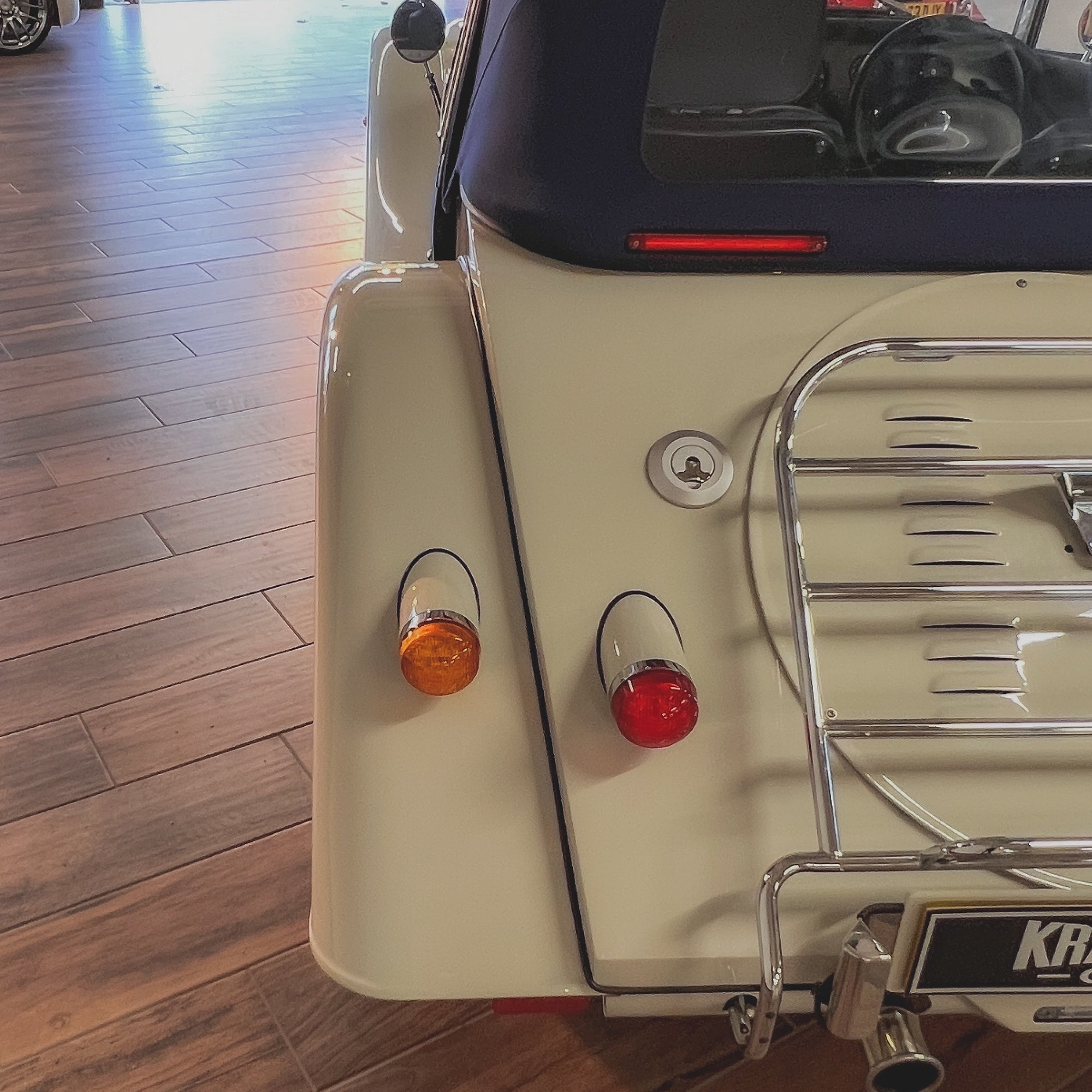 Morgan Plus Four - Morgan Heron Grey