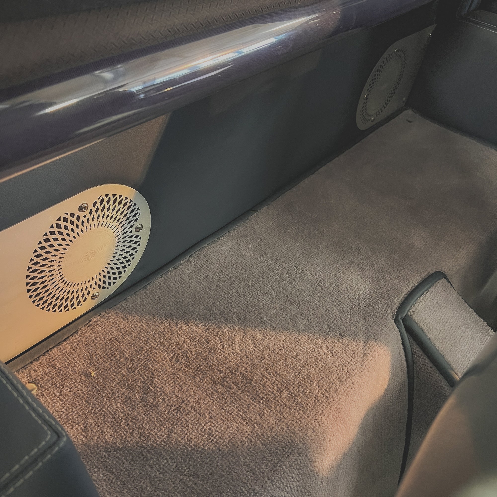 Morgan Plus Four - Morgan Heron Grey