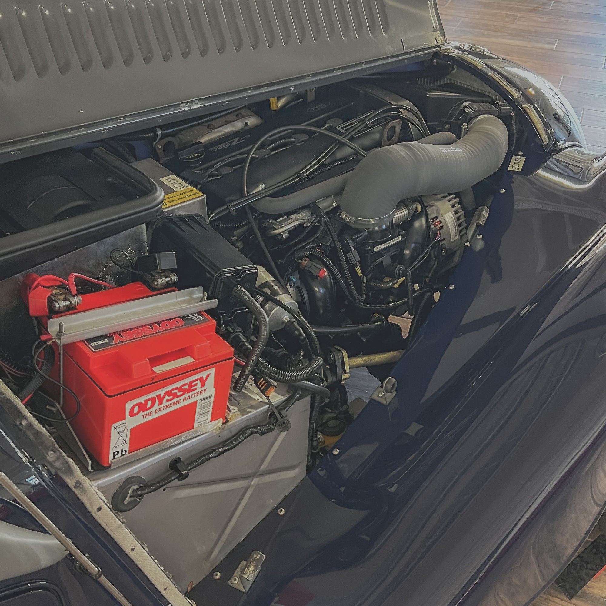 Morgan 4/4 1.8 Twin Cam 16v Ford Z-tec - Morgan Classic Indigo Blue