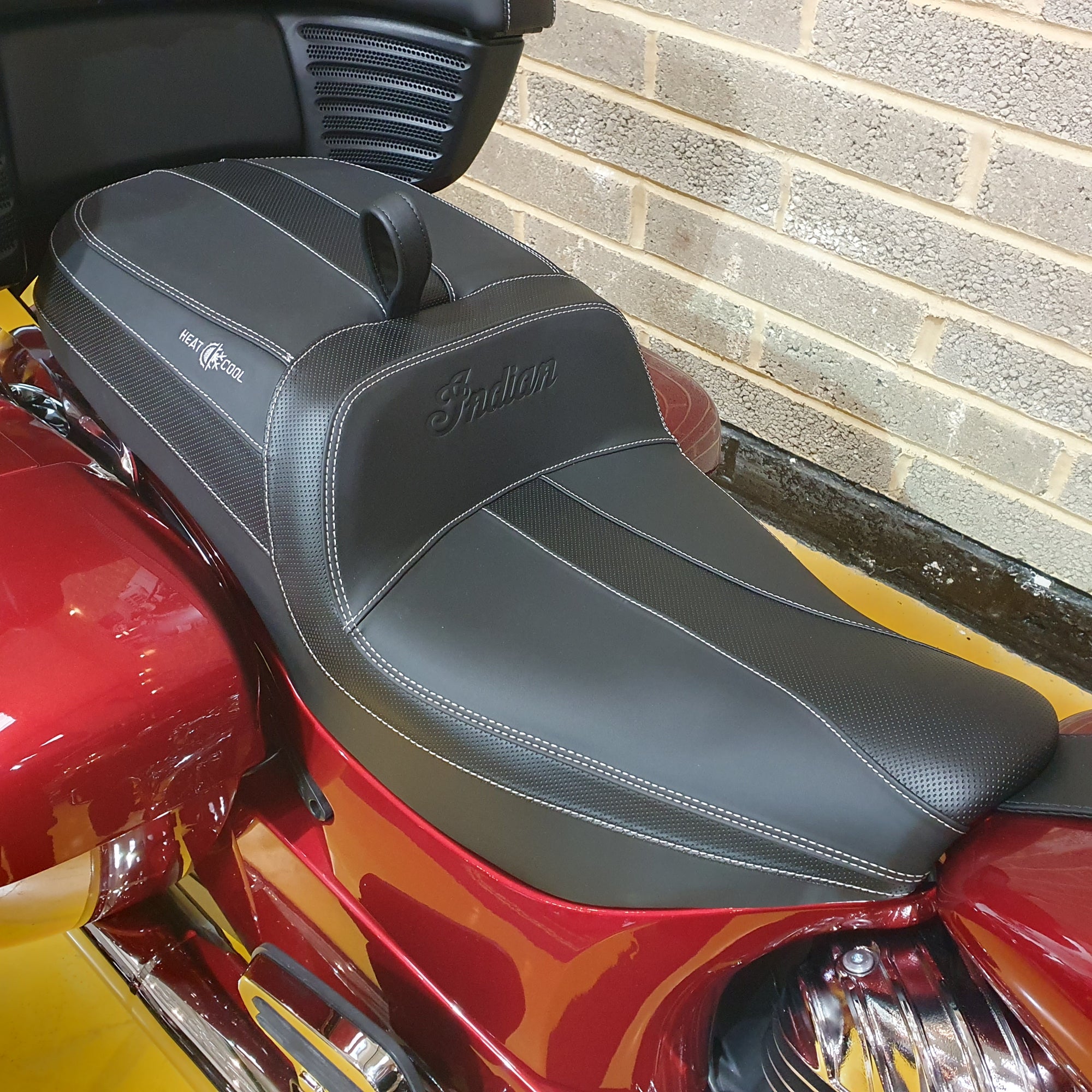 Indian Roadmaster Limited - Stryker Red Metallic