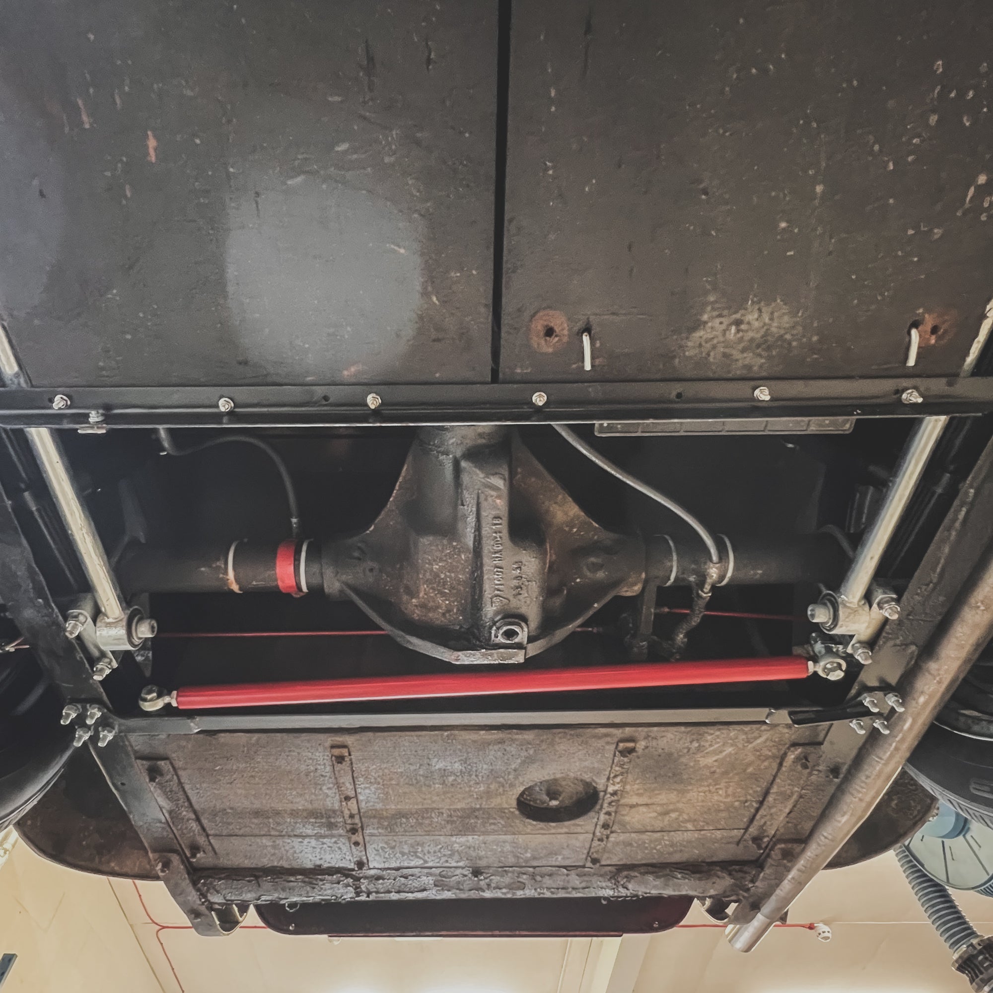 SOLD - Morgan 4/4 1.6 CVH - Sport red