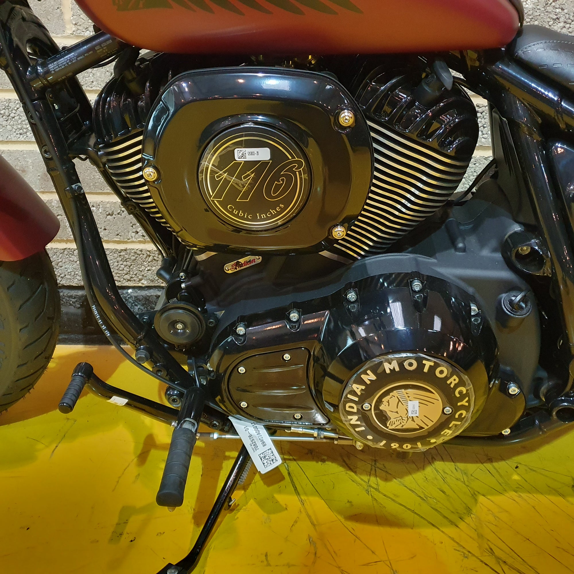 2023 Indian Chief Bobber Dark Horse ICON - Copper Smoke