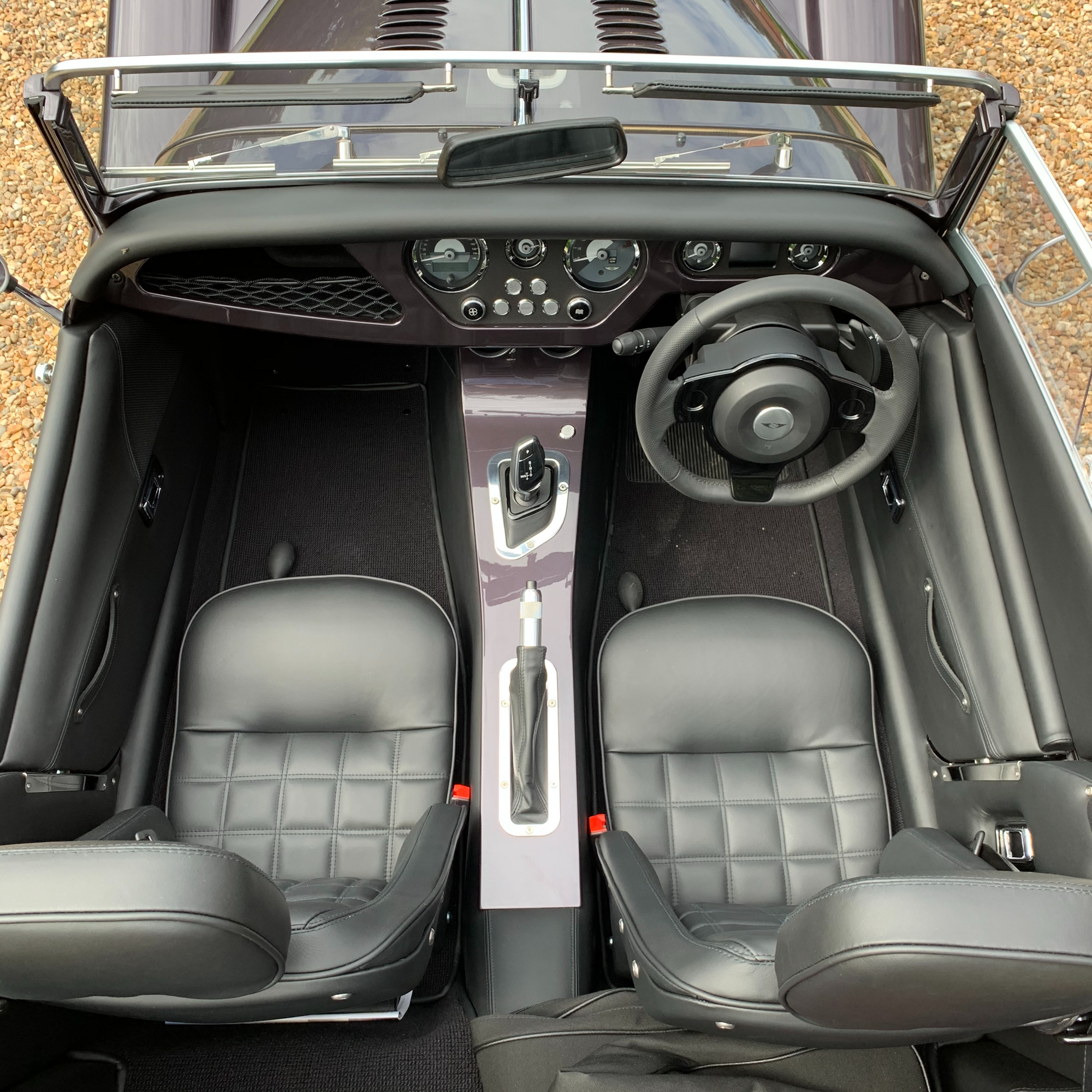 Morgan Plus Four - Metallic Morgan Regal Grey