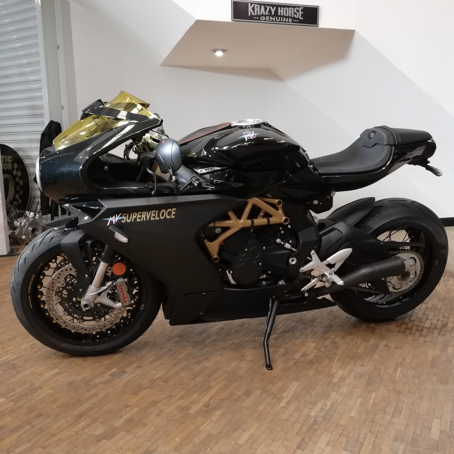 MV Agusta Superveloce - Black and Gold - PreLoved