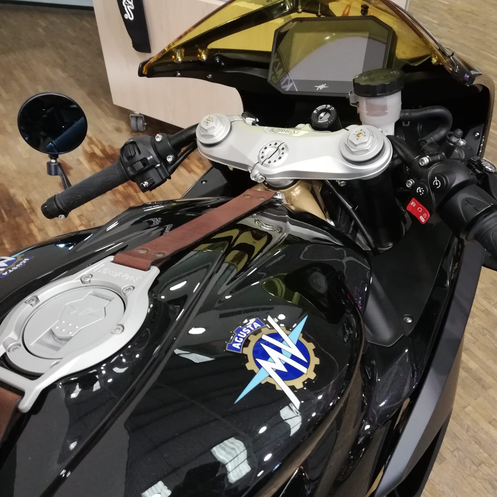 MV Agusta Superveloce - Black and Gold - PreLoved