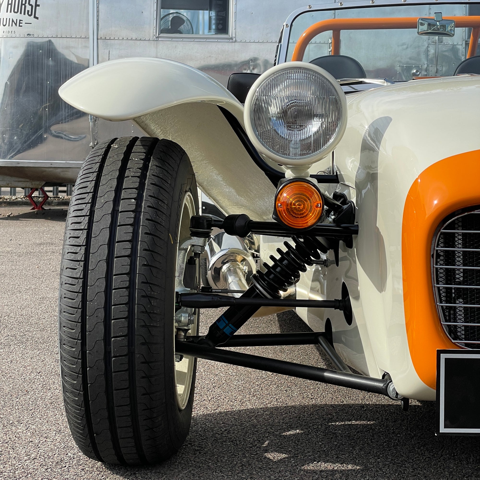 CATERHAM SUPER SEVEN 1600 LARGE CHASSIS - OXFORD WHITE & BALLISTIC ORANGE WITH BLACK LEATHER