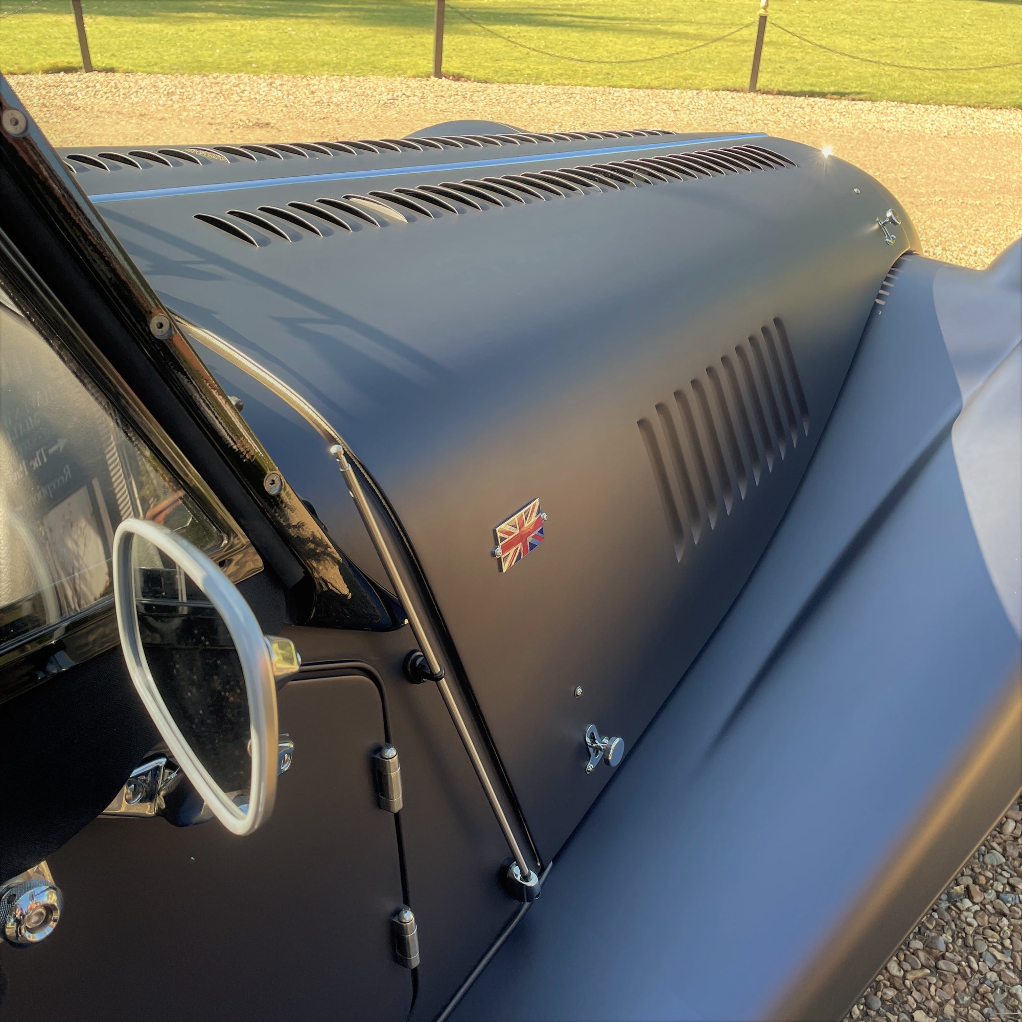 Morgan 2.0 Plus 4 - Red Bull Navy Matt