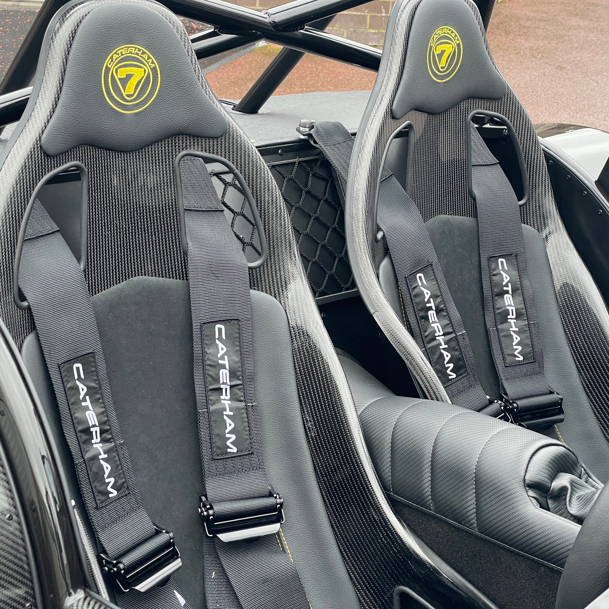 BRAND NEW UNREGISTERED CATERHAM SEVEN 420R - GRAVITY BLACK WITH BLACK