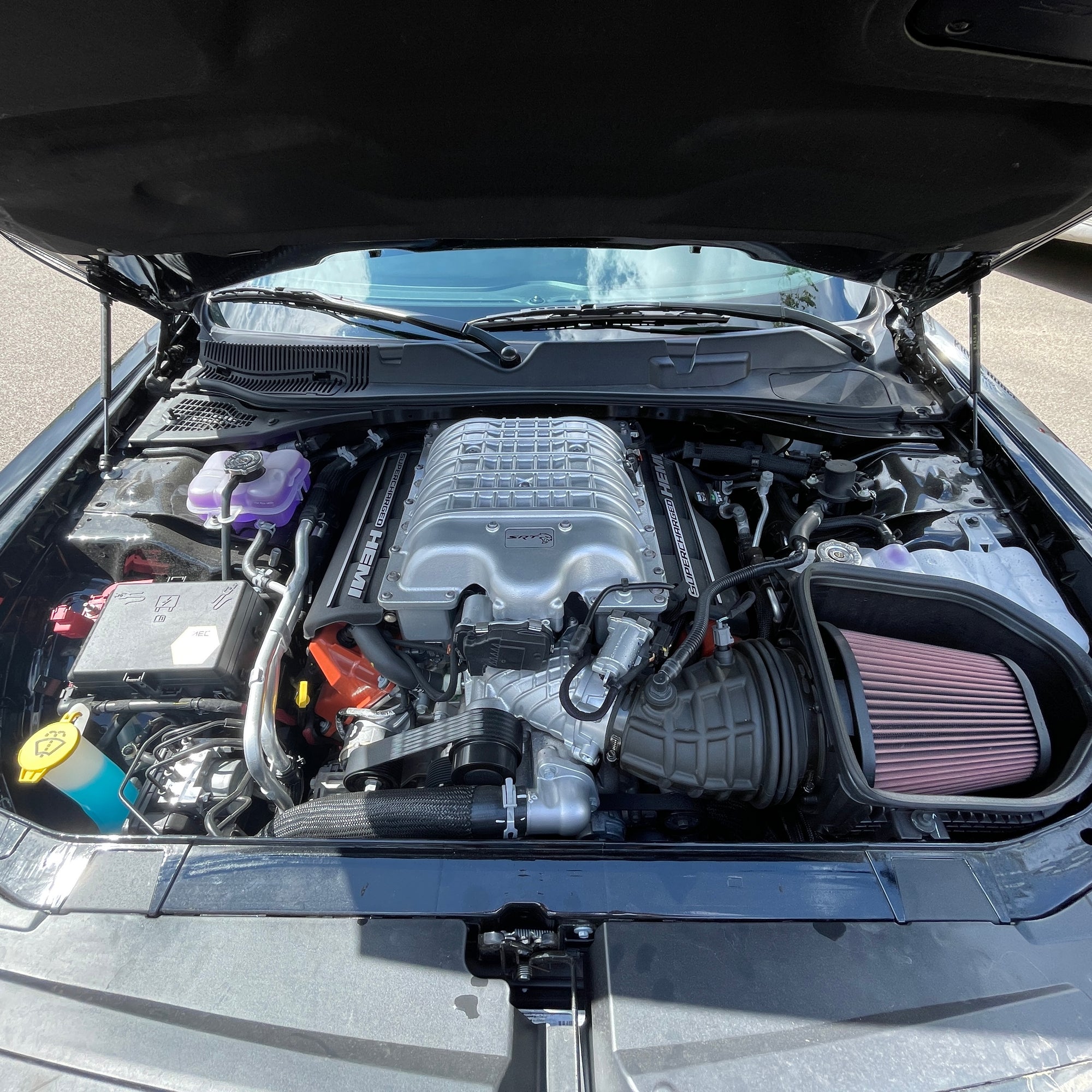 DODGE SRT HELLCAT WIDEBODY - PITCH BLACK WITH BLACK