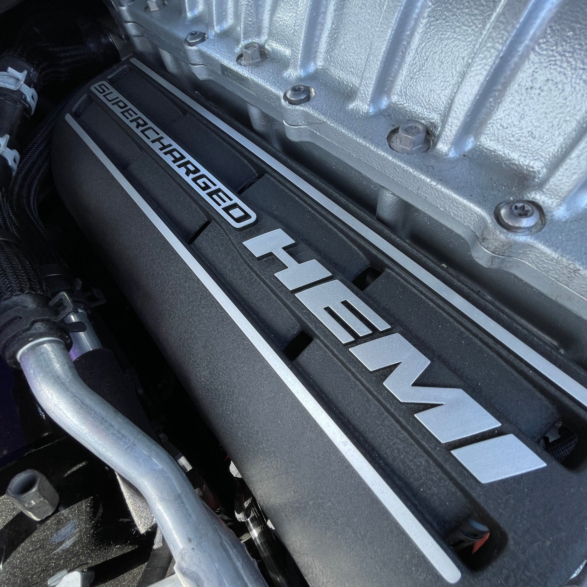 DODGE SRT HELLCAT WIDEBODY - PITCH BLACK WITH BLACK