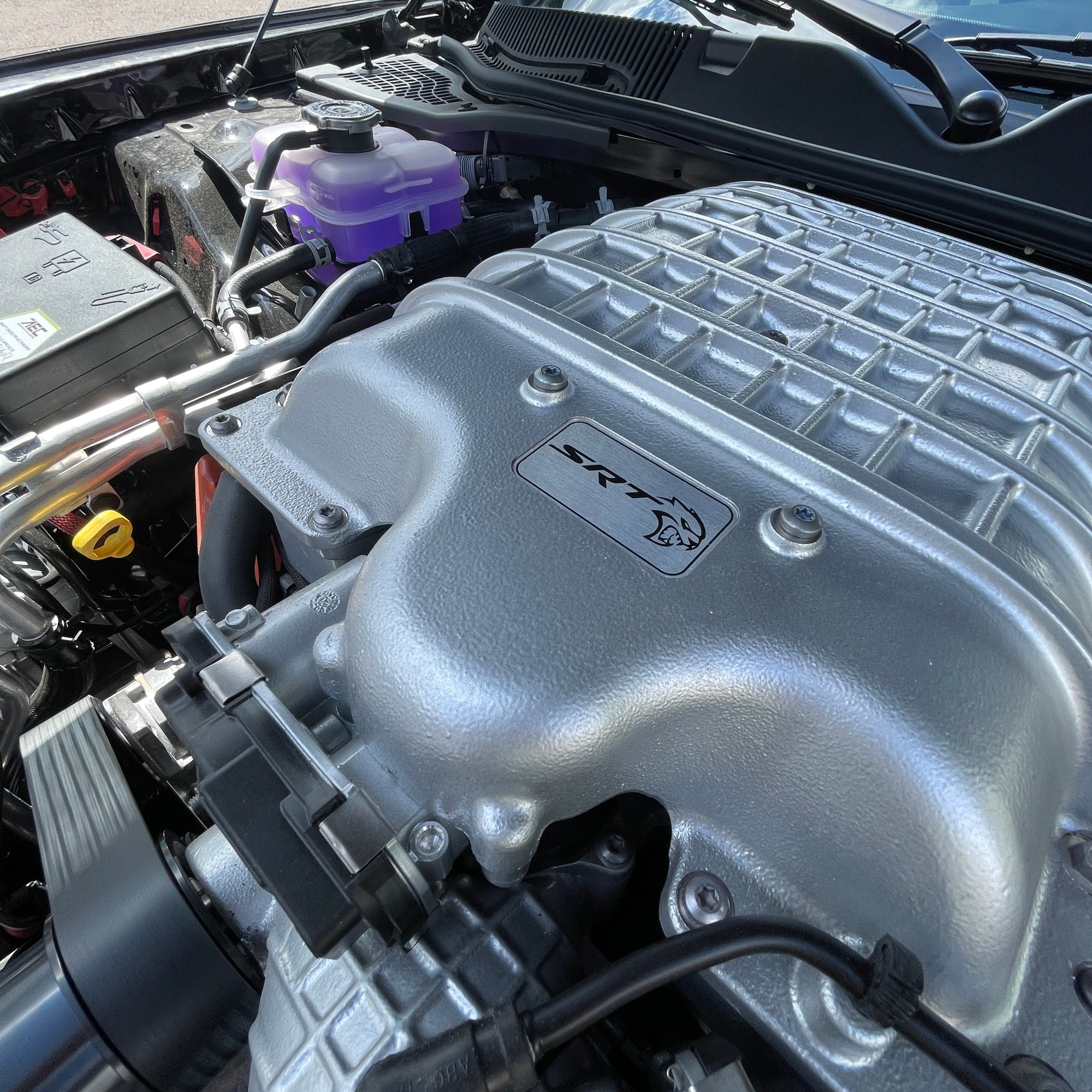 DODGE SRT HELLCAT WIDEBODY - PITCH BLACK WITH BLACK