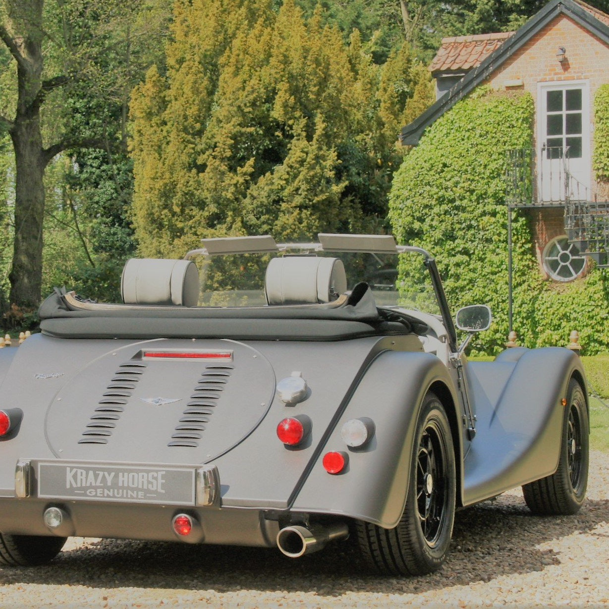 Roadster 3.7 V6 Manual - Satin Silverstone Track Grey