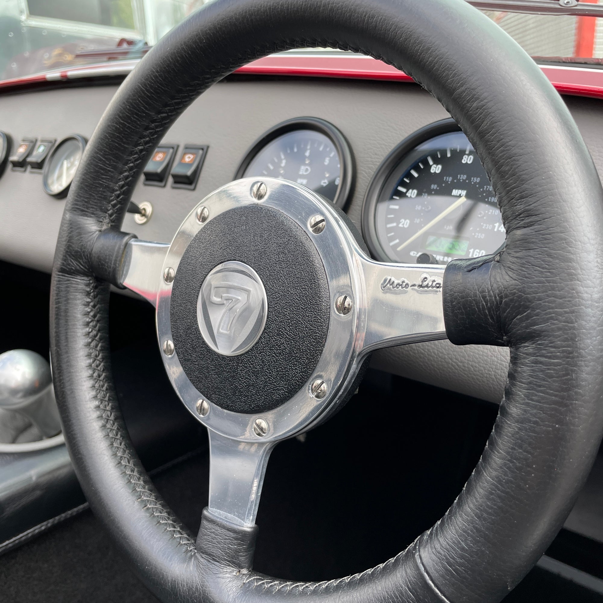 CATERHAM SEVEN ROADSPORT SV 125 40TH ANNIVERSARY EDITION LARGE CHASSIS