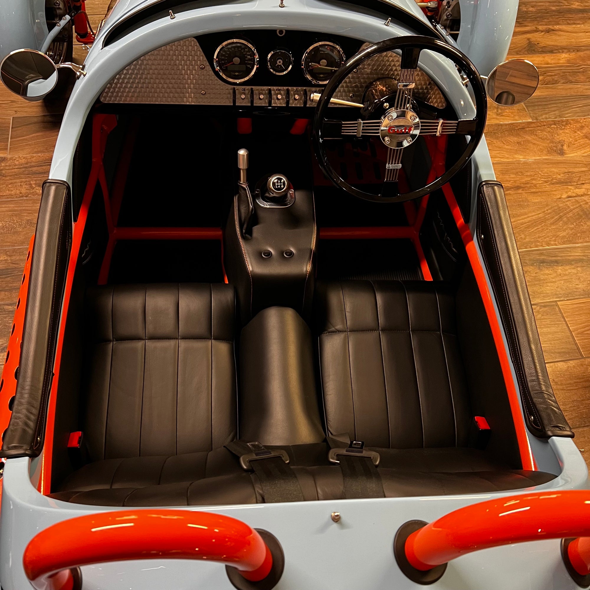 Morgan 3 Wheeler - Gulf Blau / Gulf Orange - Stage Two Tuned Morgan Three Wheeler