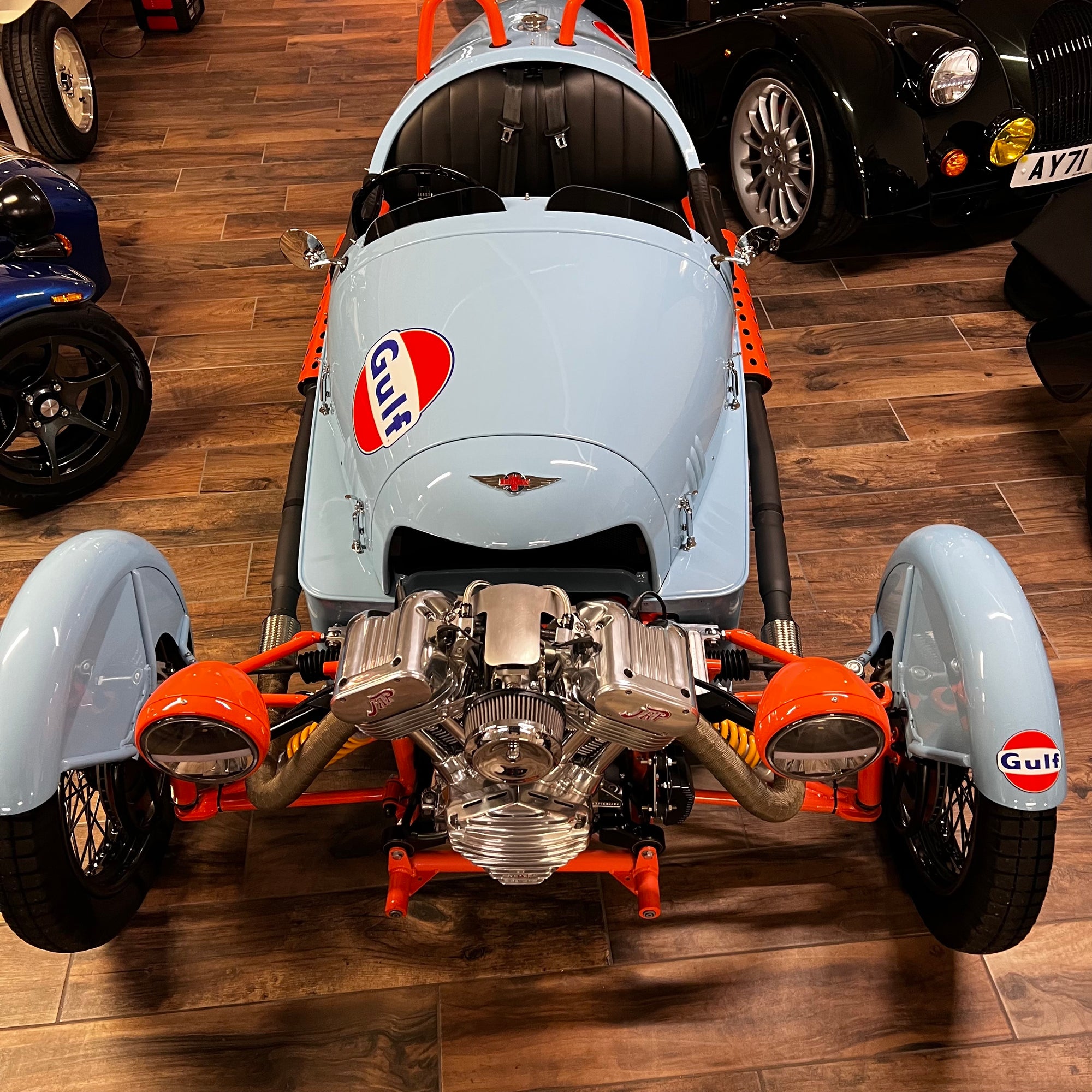 Morgan 3 Wheeler - Gulf Blau / Gulf Orange - Stage Two Tuned Morgan Three Wheeler