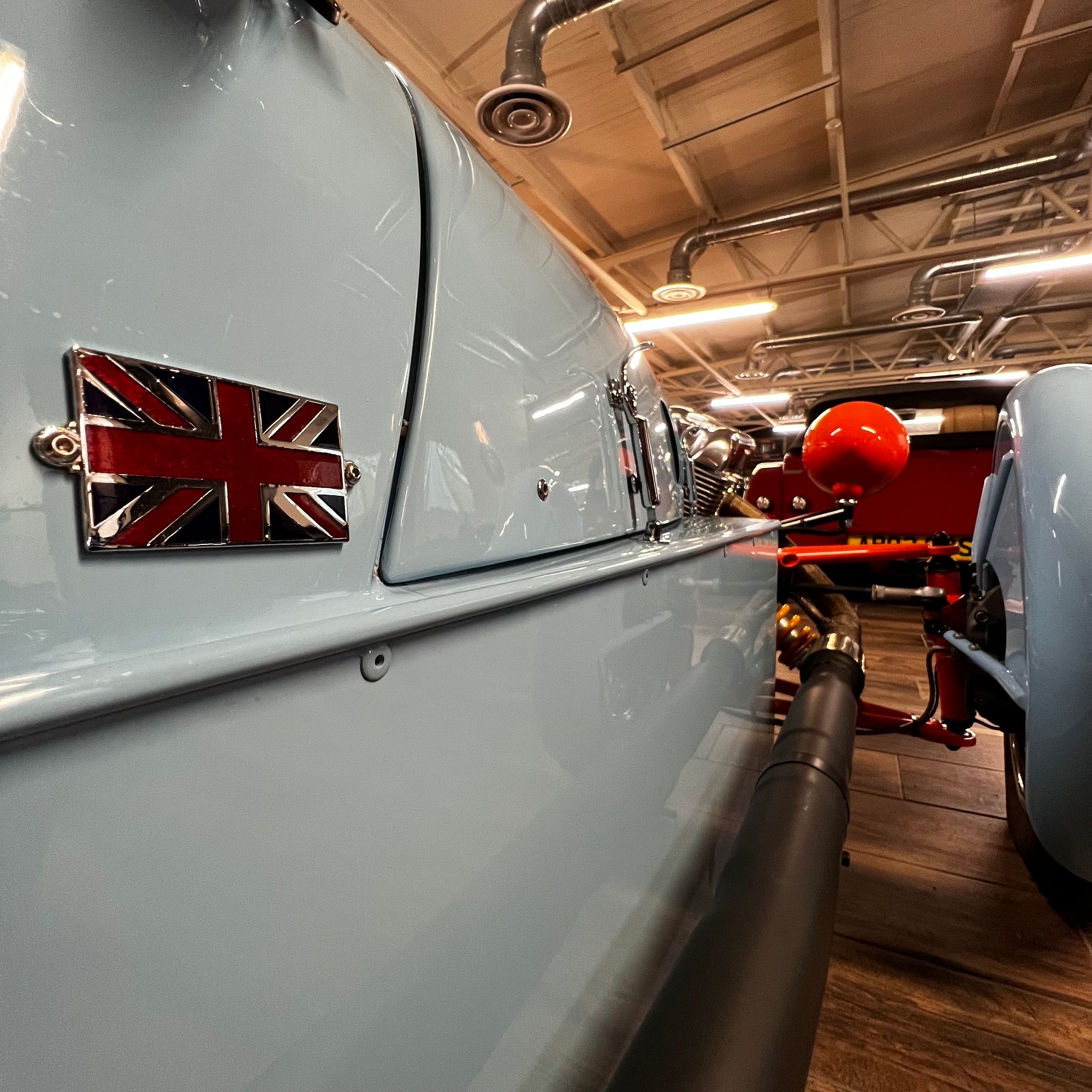 Morgan 3 Wheeler - Gulf Blau / Gulf Orange - Stage Two Tuned Morgan Three Wheeler