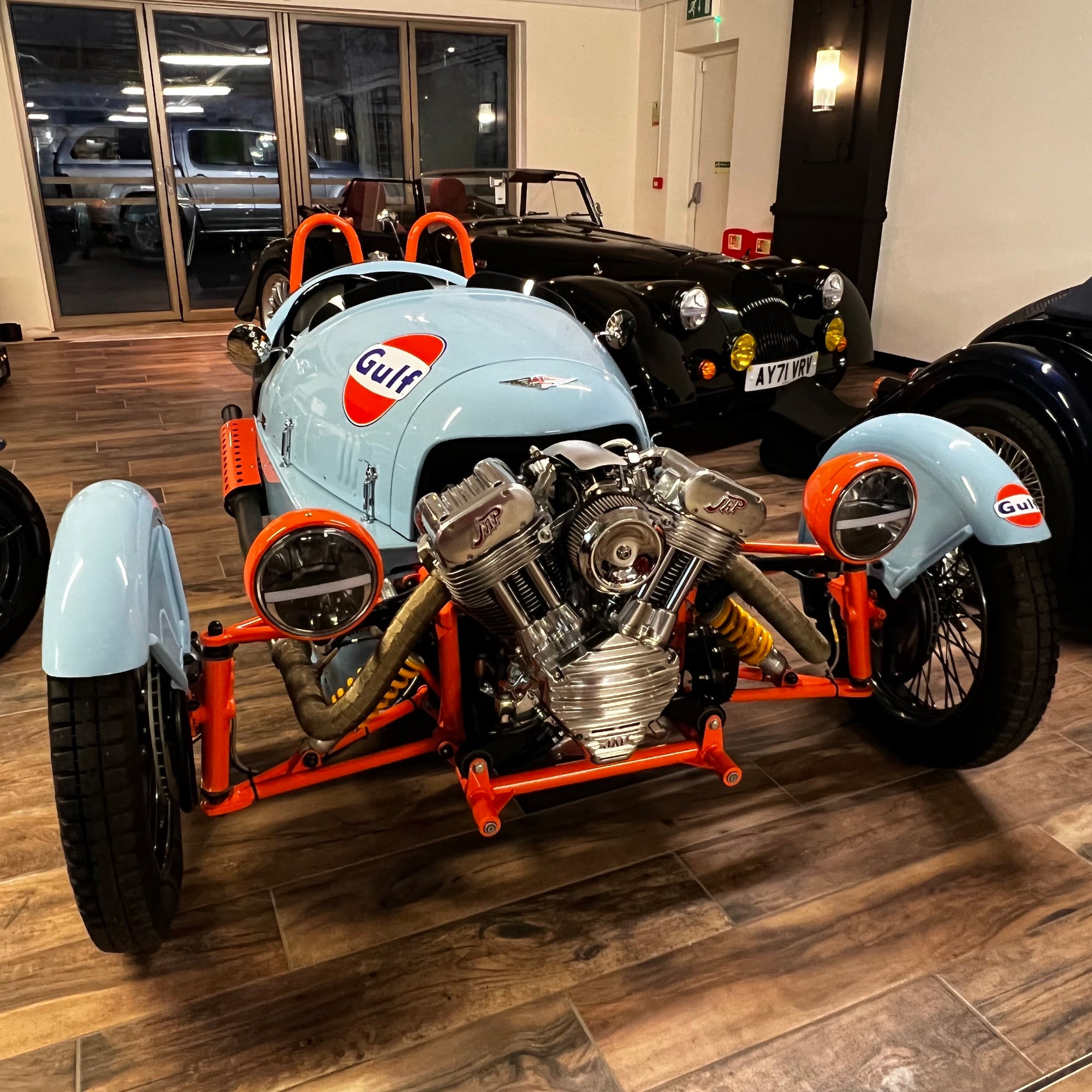 Morgan 3 Wheeler - Gulf Blau / Gulf Orange - Stage Two Tuned Morgan Three Wheeler