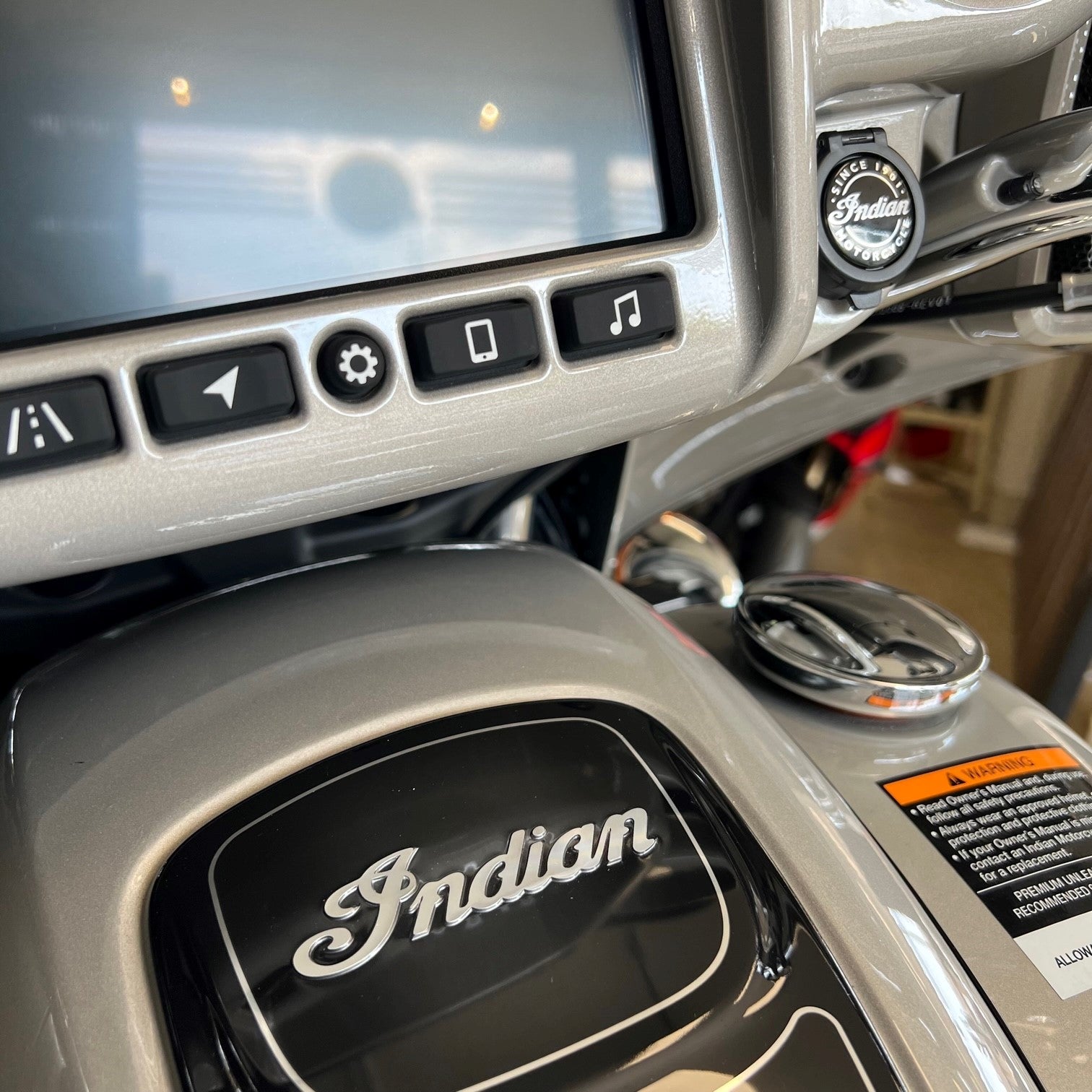 Indian Chieftain Limited - Silver Quarts Metallic