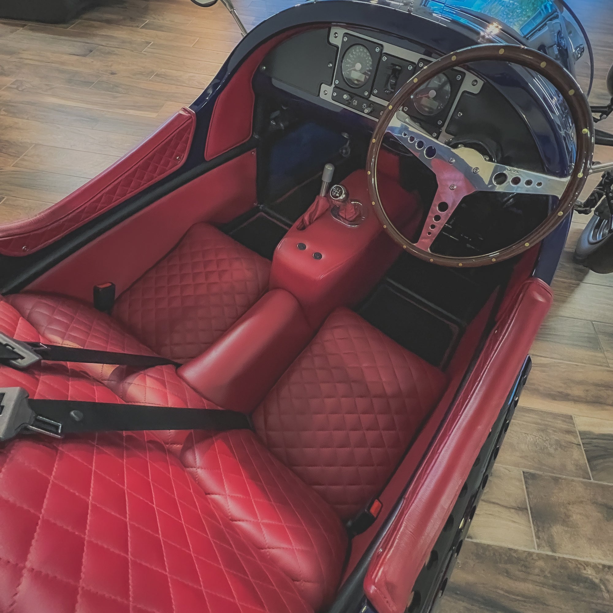 Morgan 3 Wheeler -Ferrari Tour de France (special paint finish)