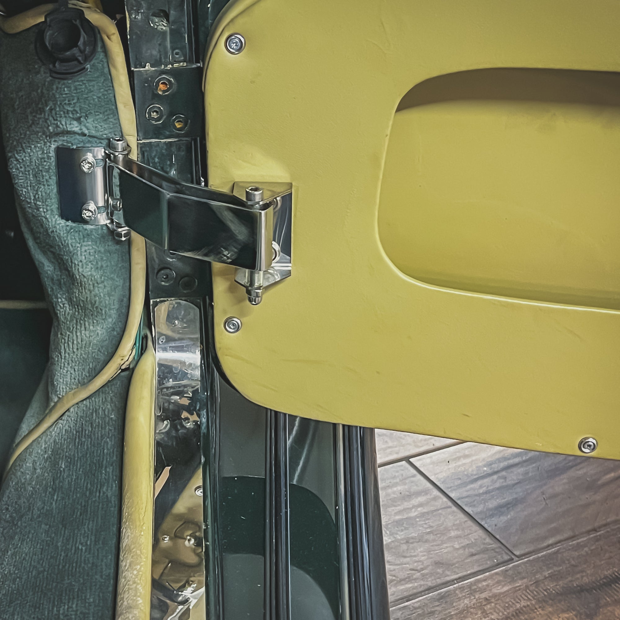 Morgan 4/4 1.6 Ford - Morgan Classic Old English White