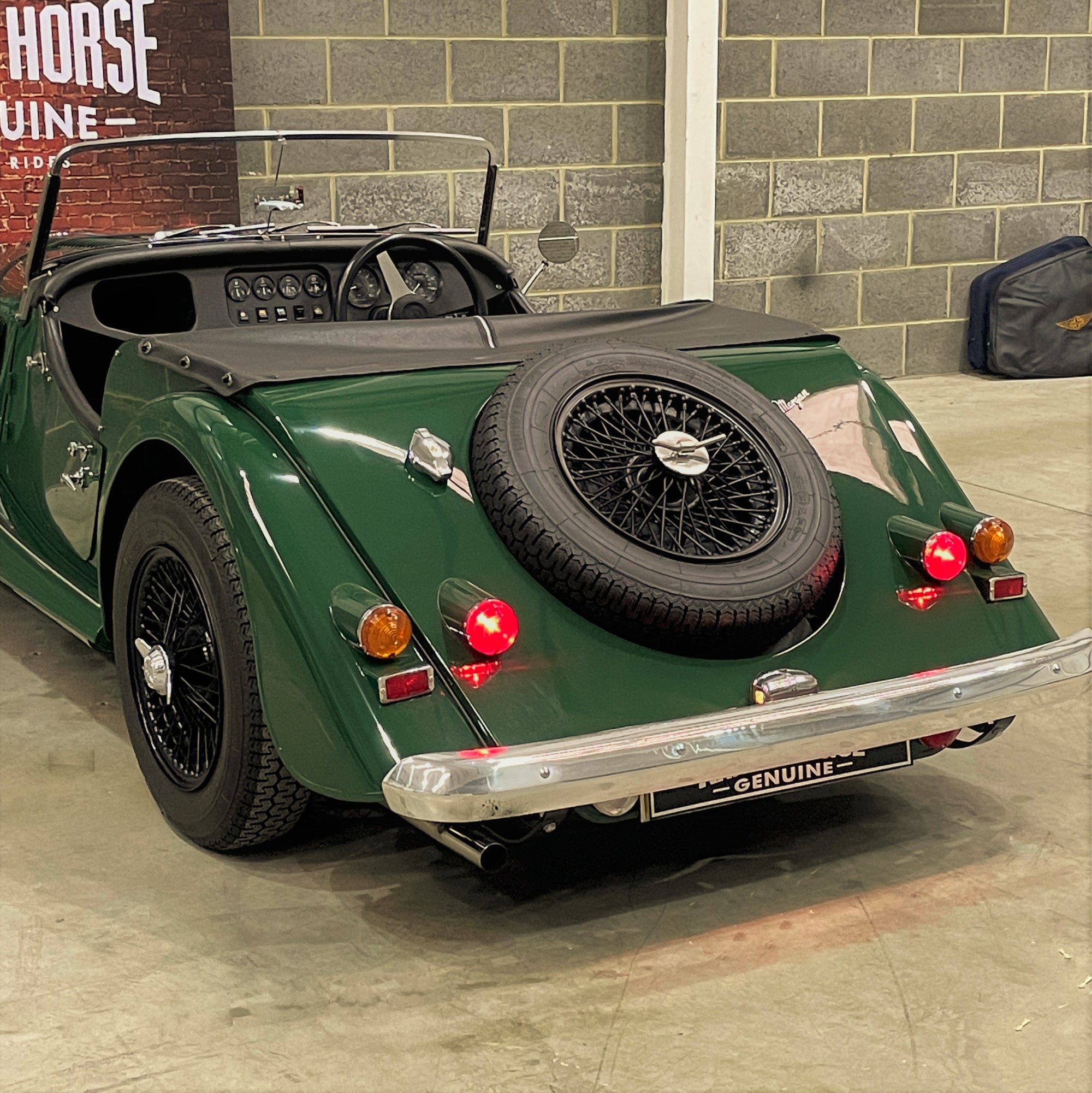 Morgan 4/4 - Solid Morgan Green