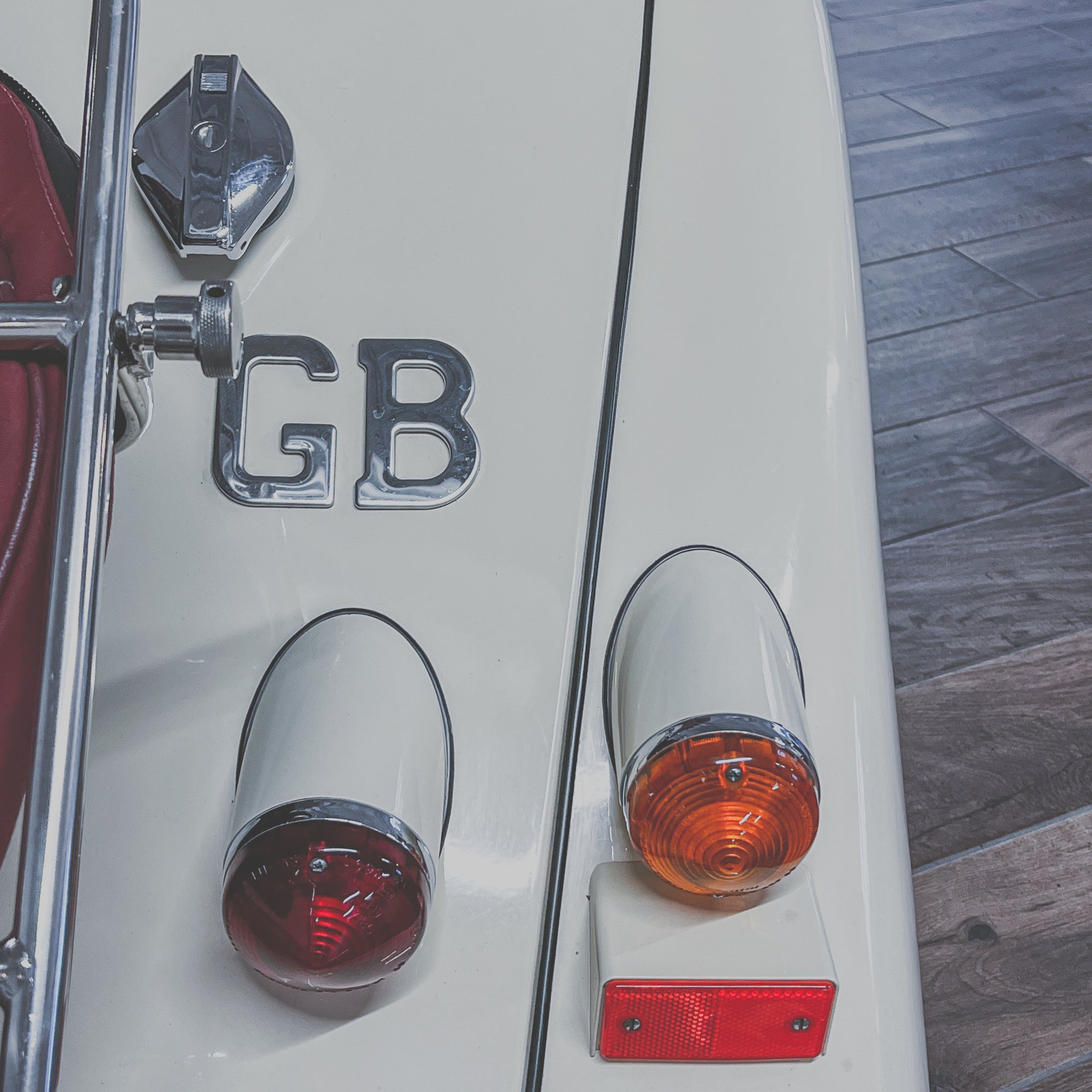 Morgan 4/4 1.8 Twin Cam 16v Ford Z-tec - Morgan Classic Sport Ivory