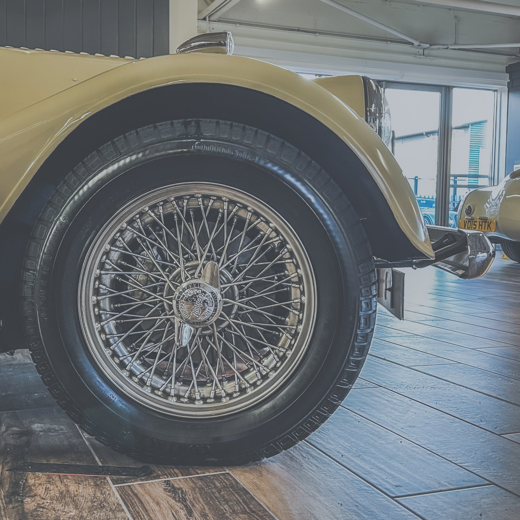 Morgan 4/4 1.8 Twin Cam 16v Ford Z-tec - Morgan Classic Sport Ivory