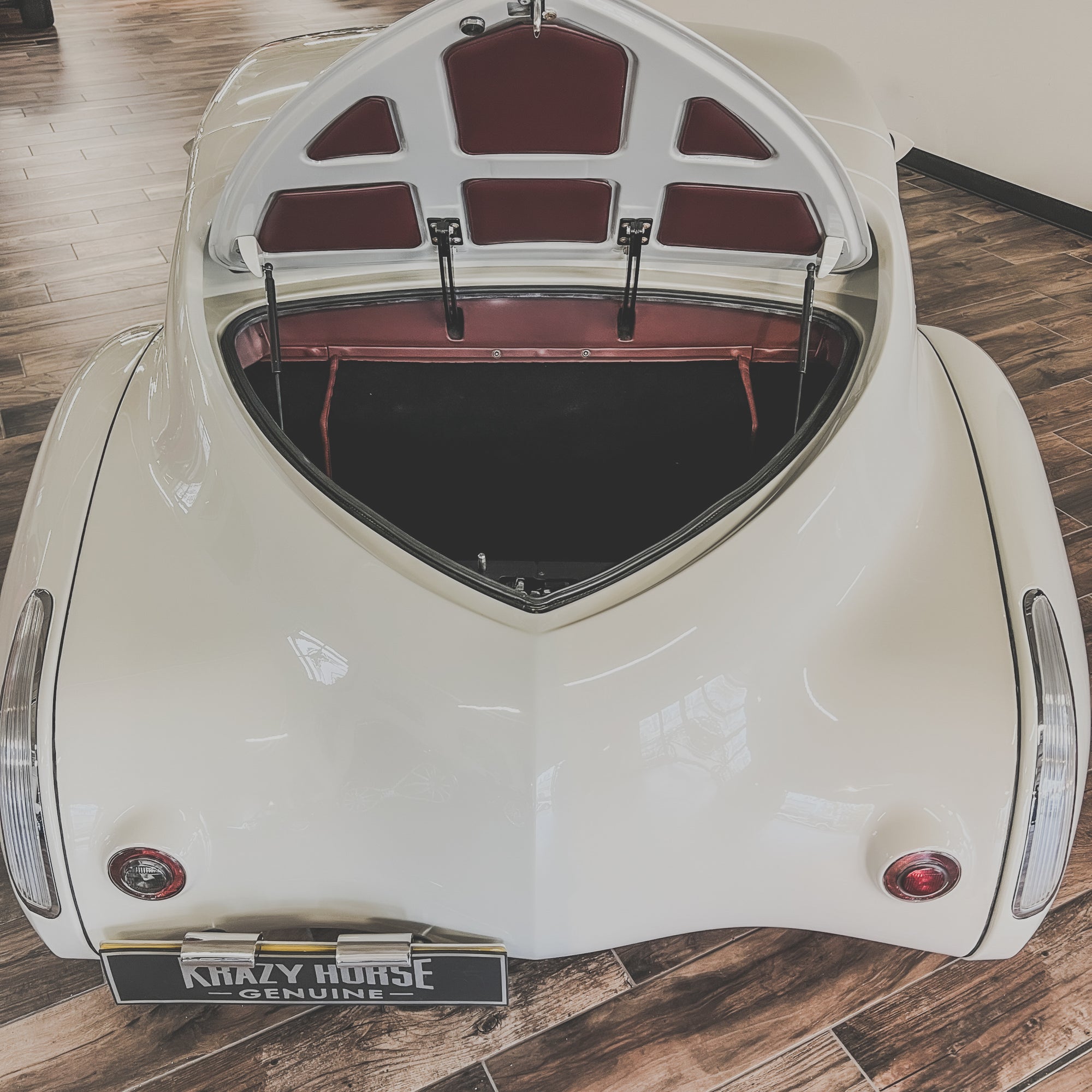 Morgan Aero Coupe 4.8 V8 No. 31 of Only 38 Ever Made  - Porsche Heron White