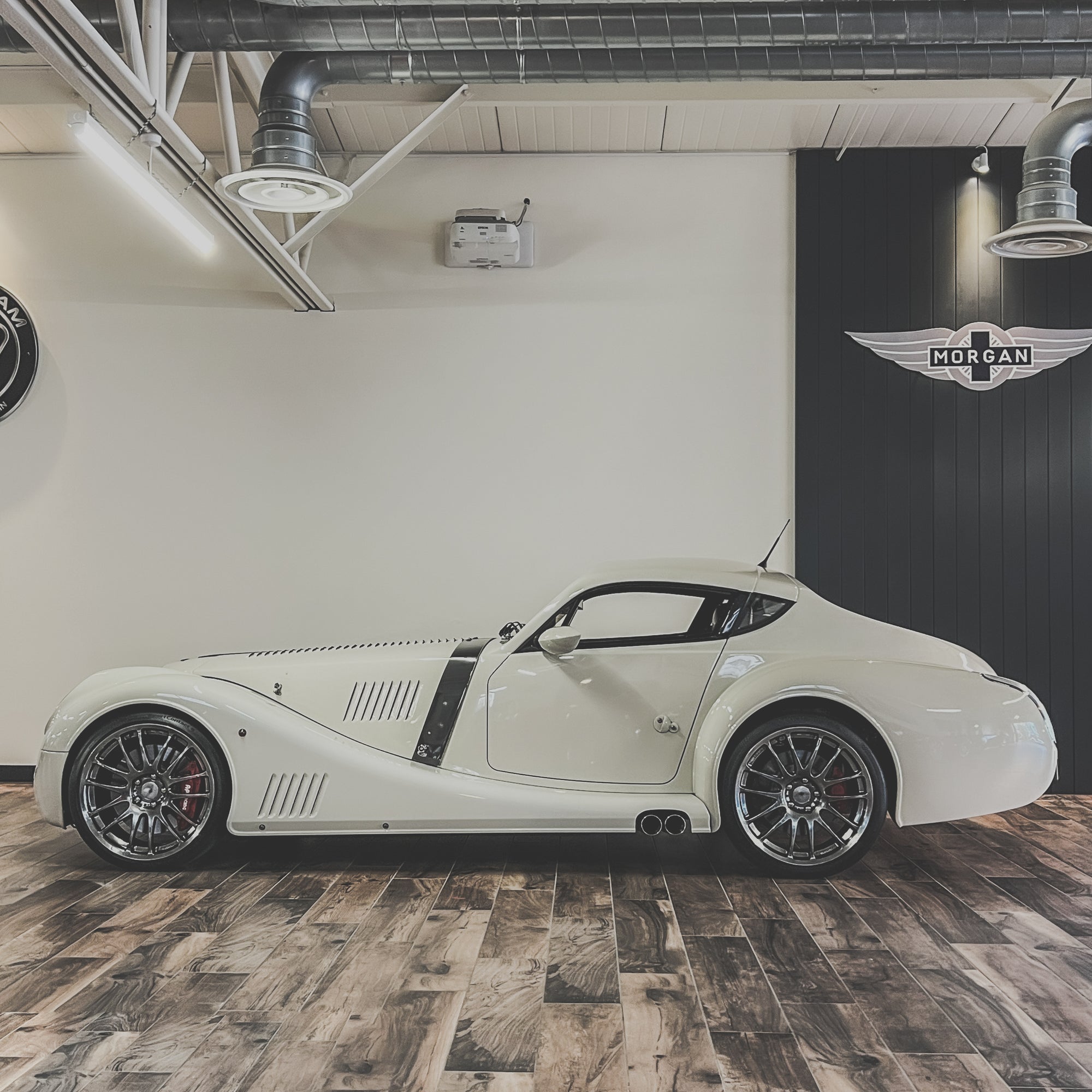 Morgan Aero Coupe 4.8 V8 No. 31 of Only 38 Ever Made  - Porsche Heron White