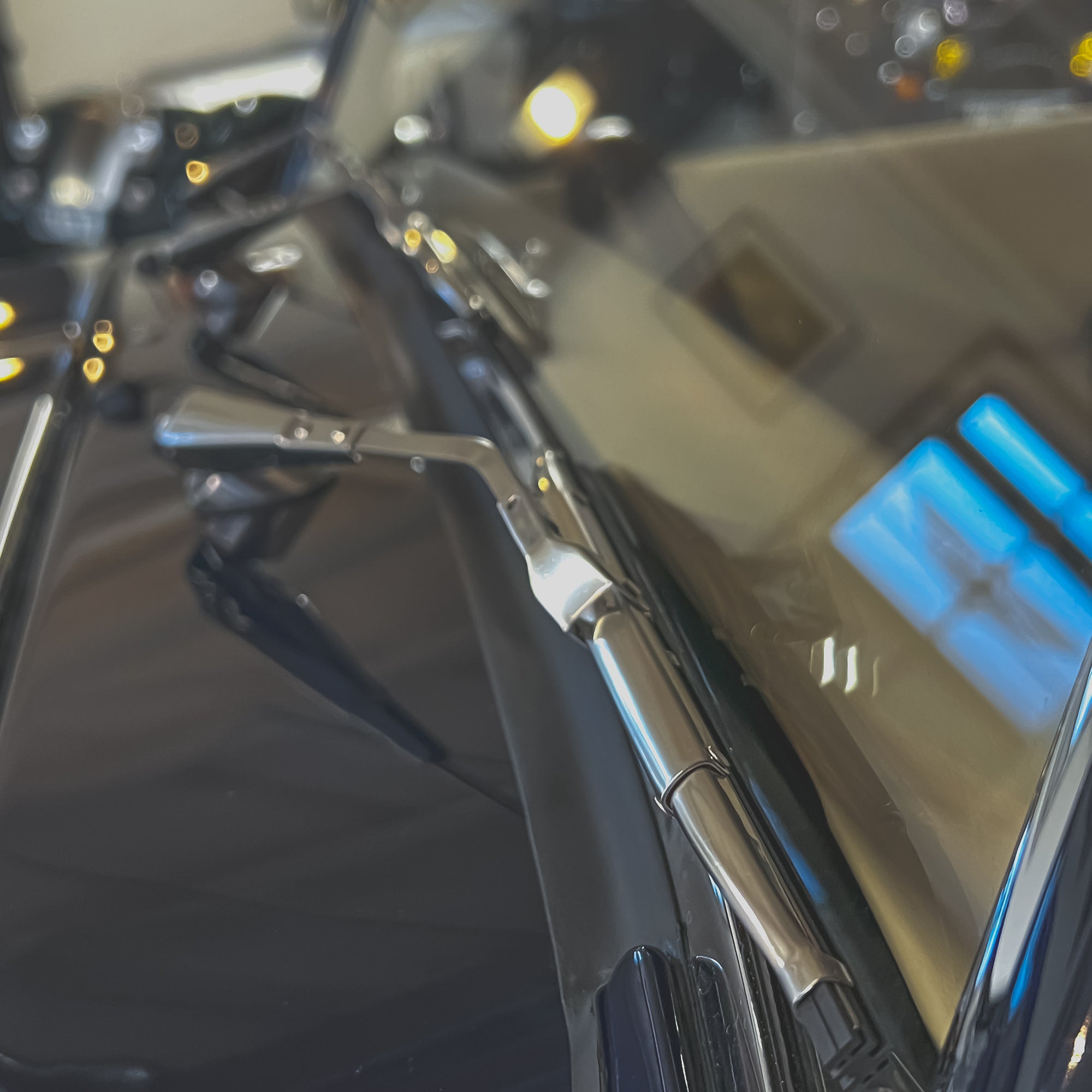 Morgan Plus Four Automatic - Classic Ferrari Midnight Blue