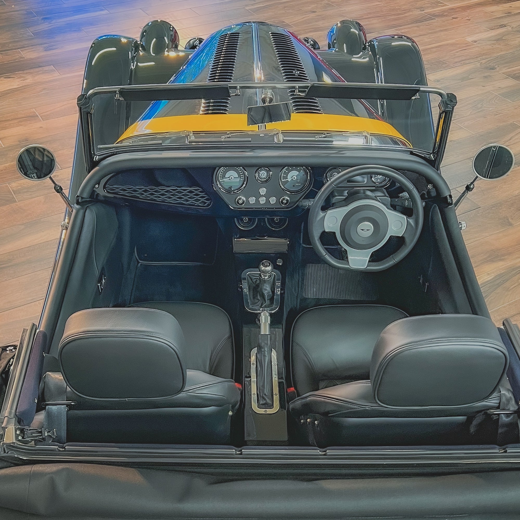 Morgan Plus Four 2022 - BMW Dravit Grey Metallic