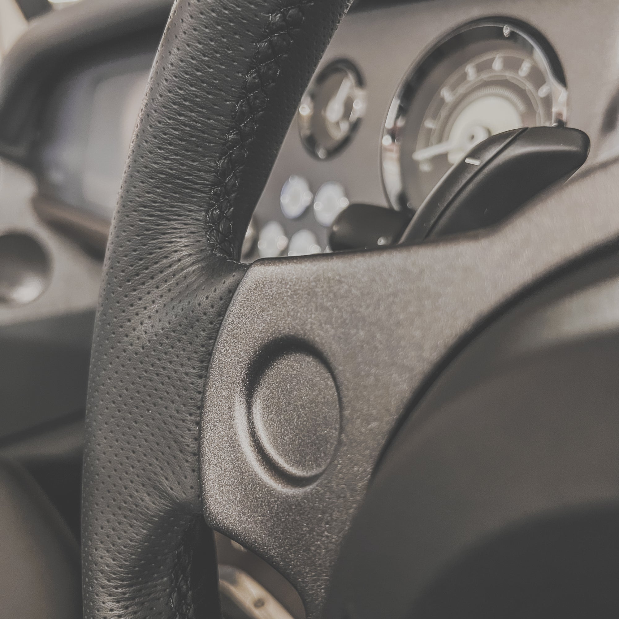 SOLD - Morgan Plus Six  - Hammerhead Grey