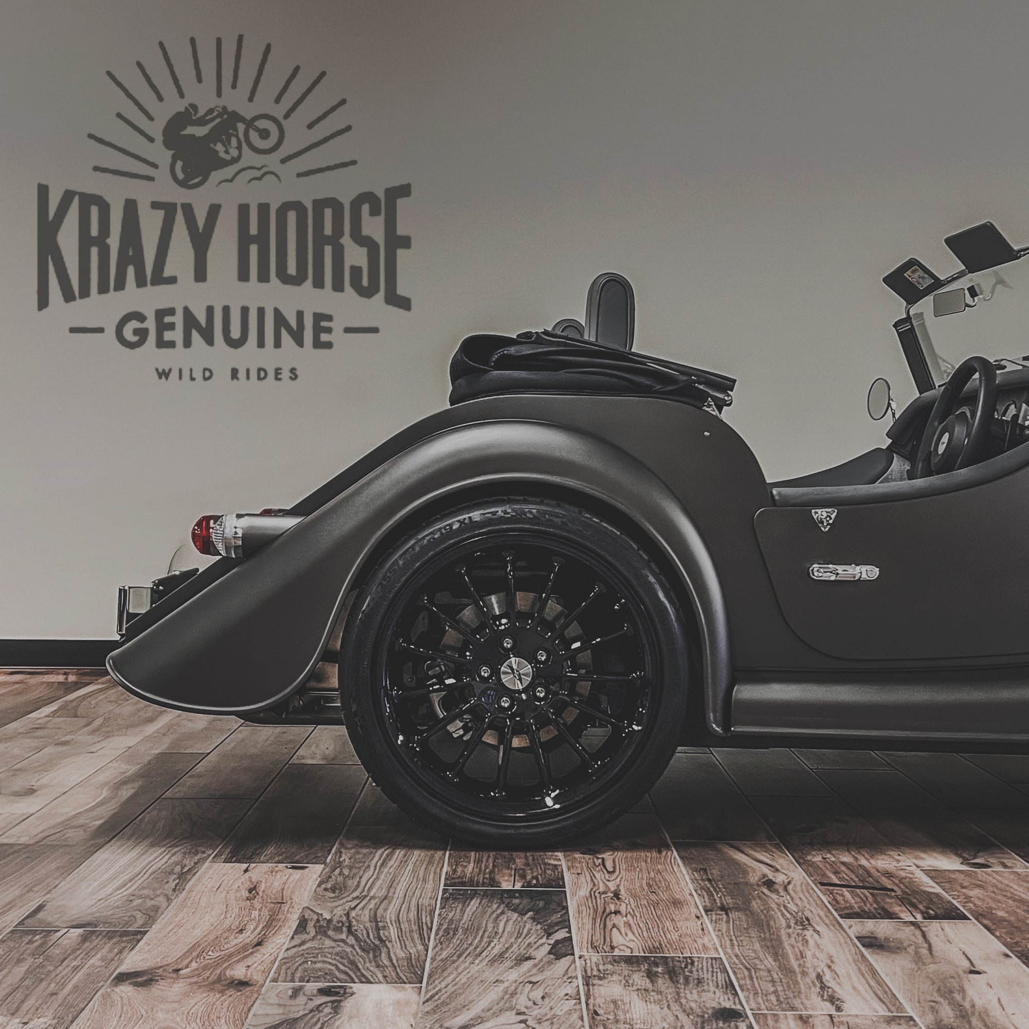 Morgan Plus Six  - Hammerhead Grey