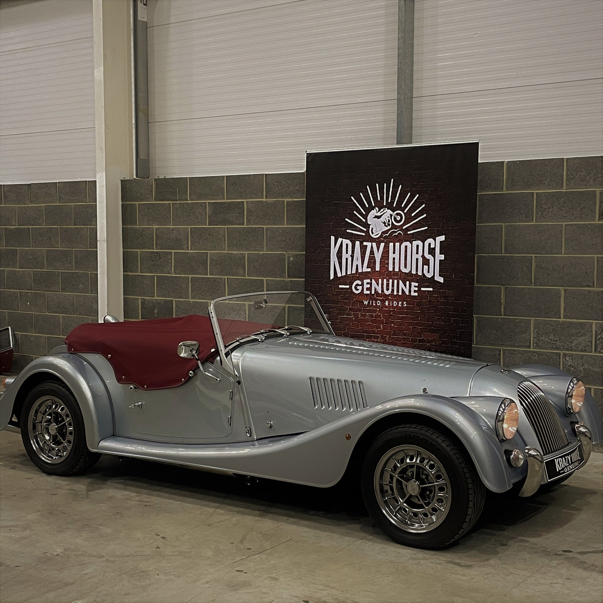 Morgan Roadster 3.0 V6 225 BHP - Floret Silver