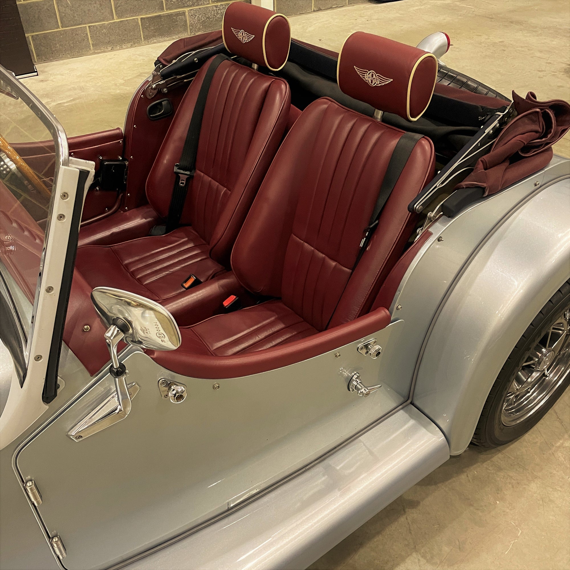 Morgan Roadster 3.0 V6 225 BHP - Floret Silver