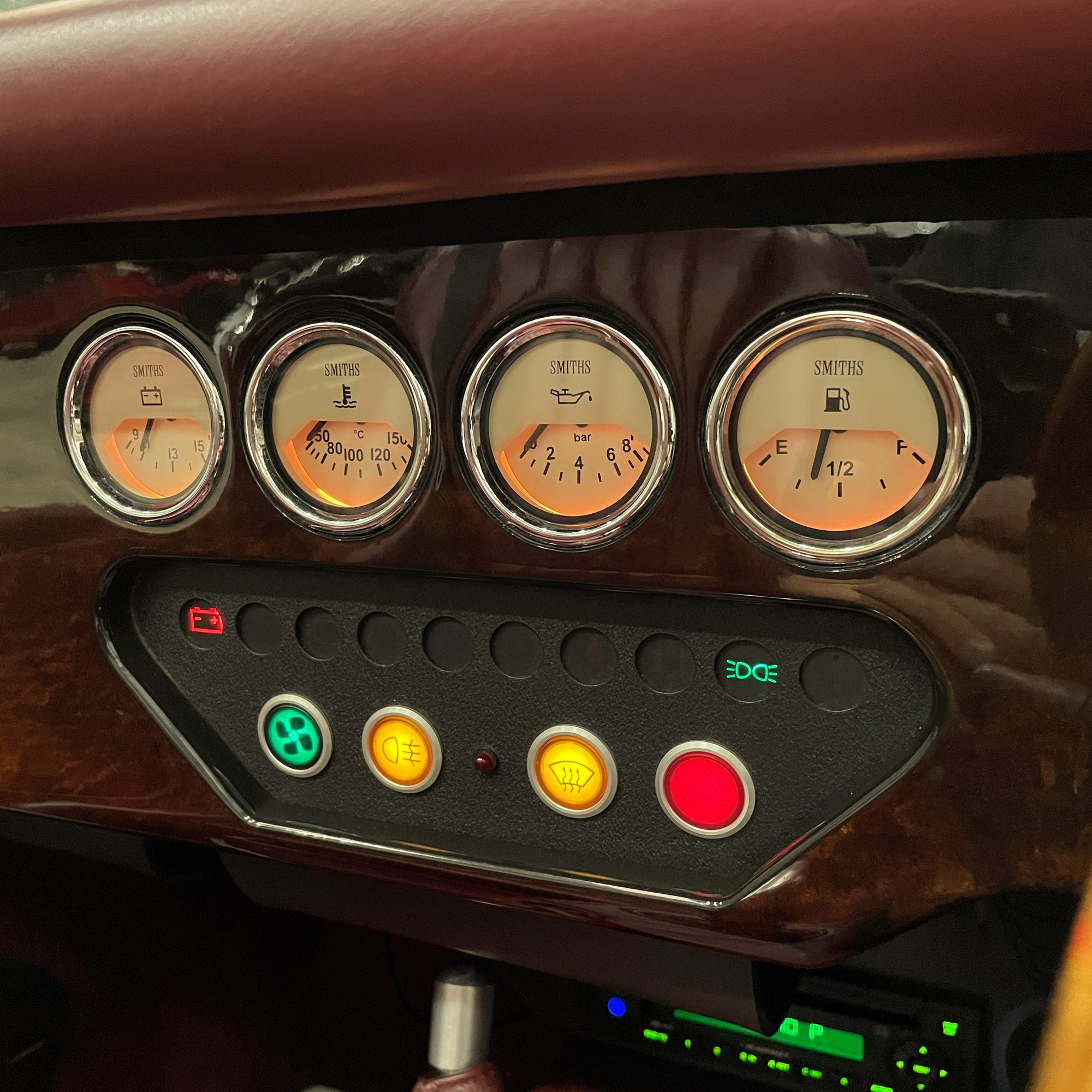 SOLD - Morgan Roadster 3.0 V6 225 BHP - Floret Silver