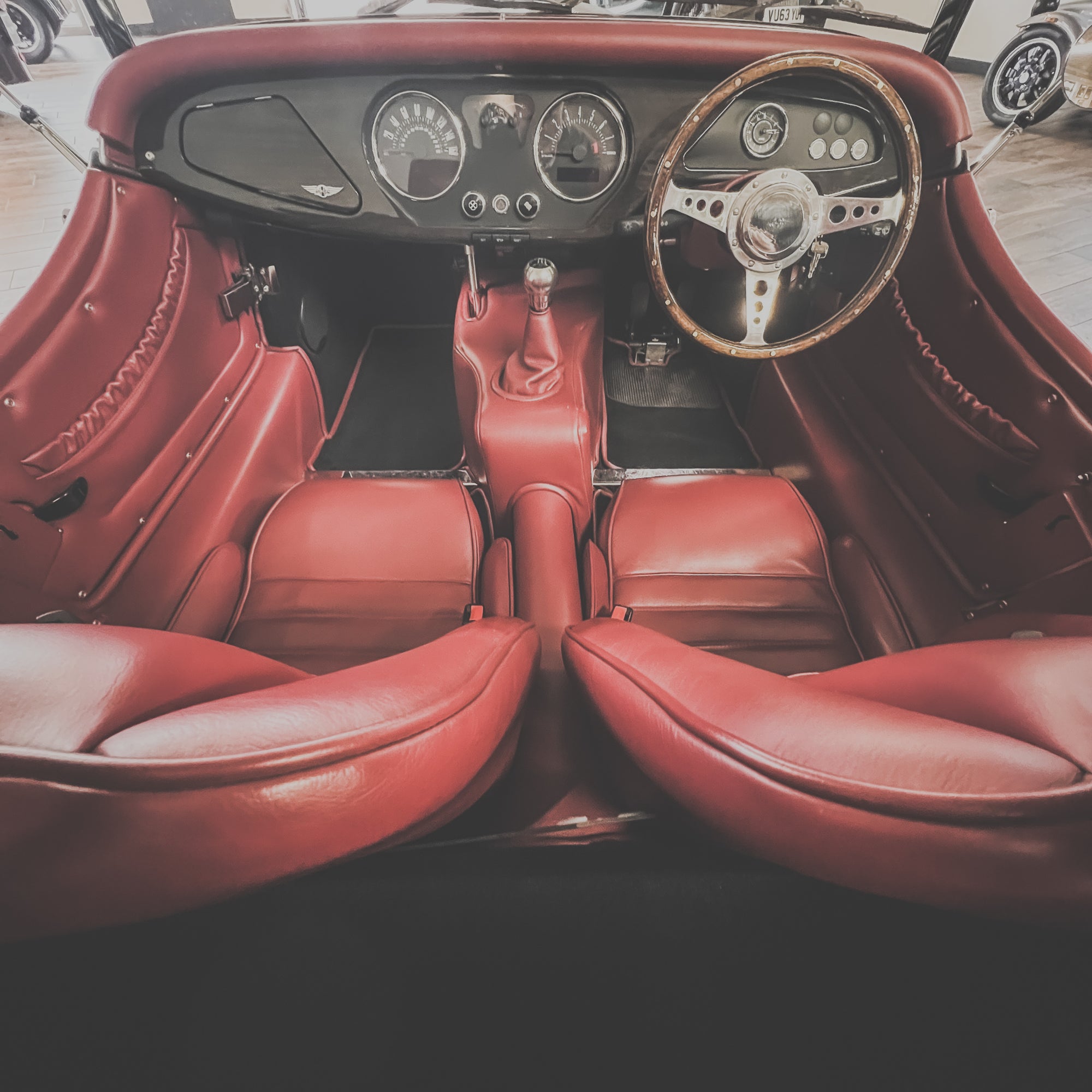 Morgan Roadster 3.7 V6 300 BHP - Porsche GT Silver