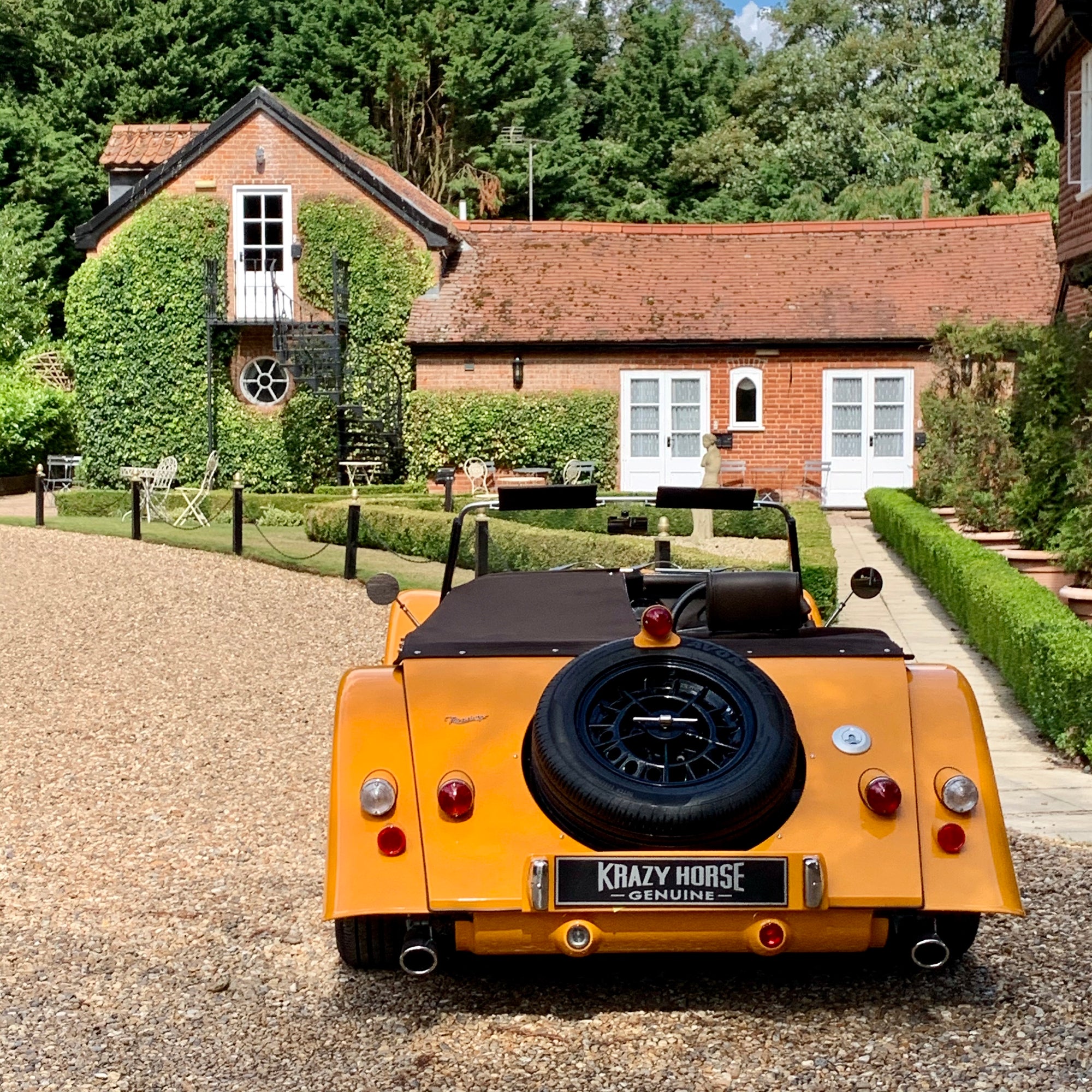 MORGAN ROADSTER 3.7 V6 286 BHP - MORGAN CLASSIC ORANGE