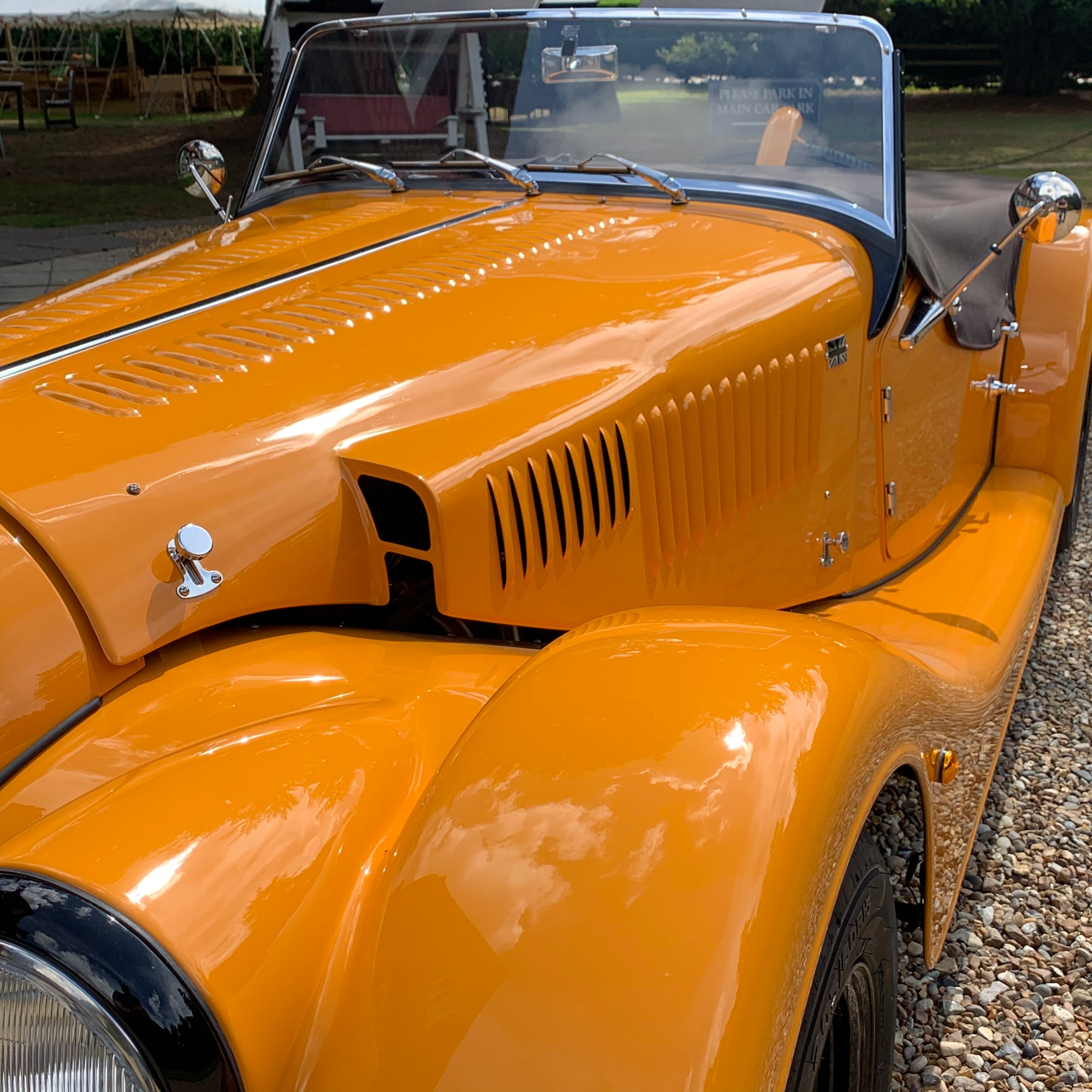 MORGAN ROADSTER 3.7 V6 286 BHP - MORGAN CLASSIC ORANGE