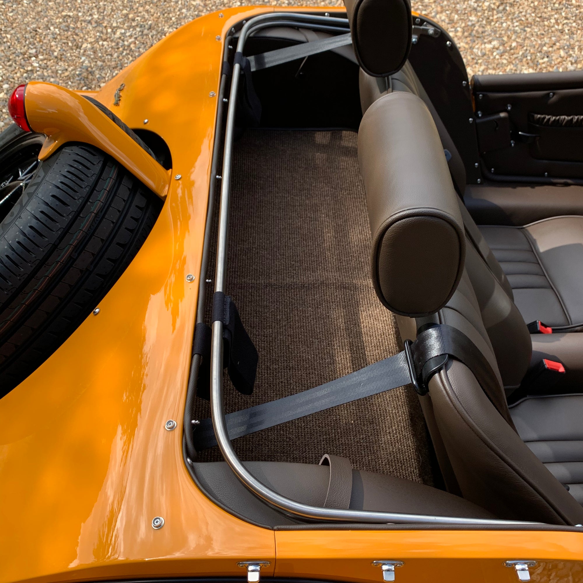 MORGAN ROADSTER 3.7 V6 286 BHP - MORGAN CLASSIC ORANGE