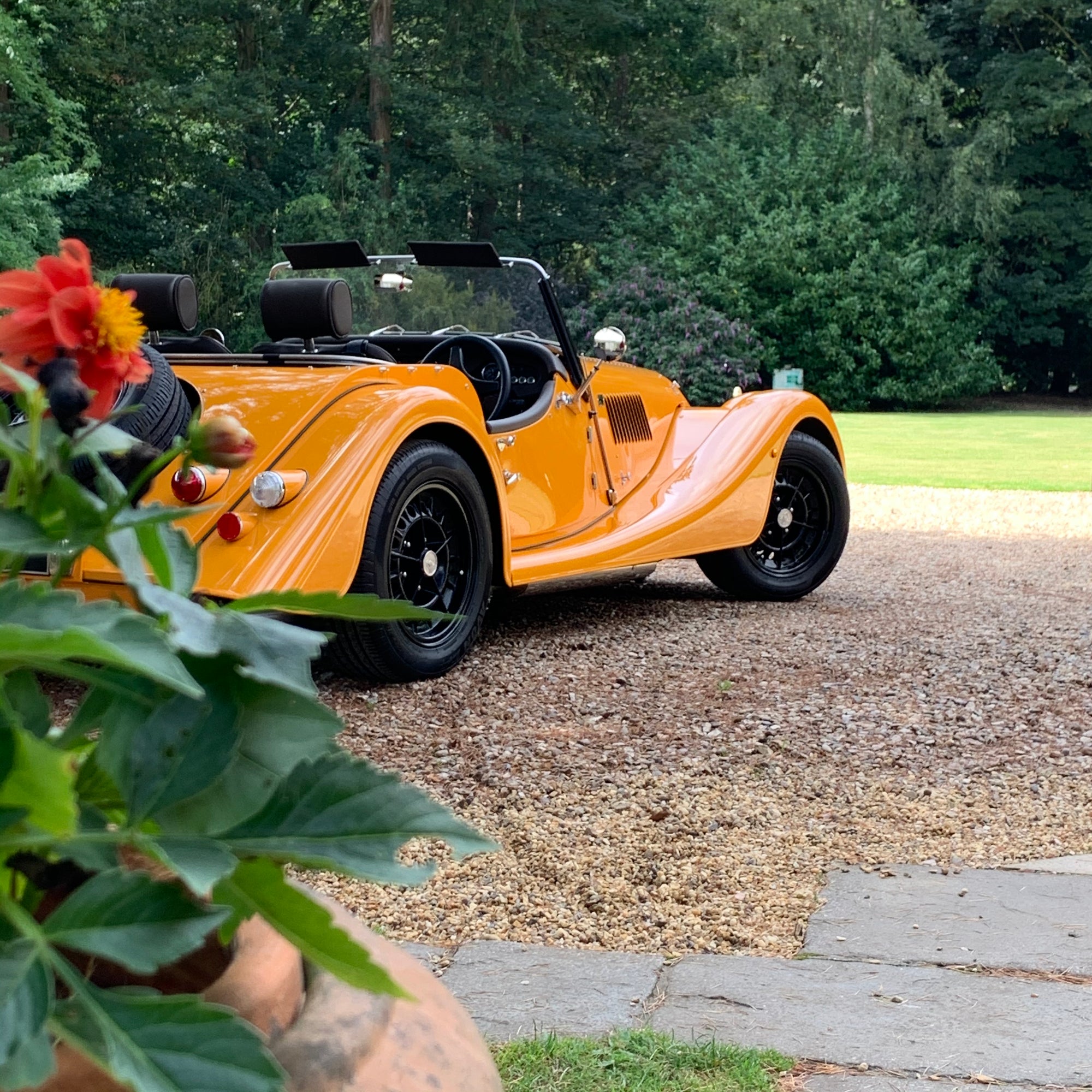 MORGAN ROADSTER 3.7 V6 286 BHP - MORGAN CLASSIC ORANGE